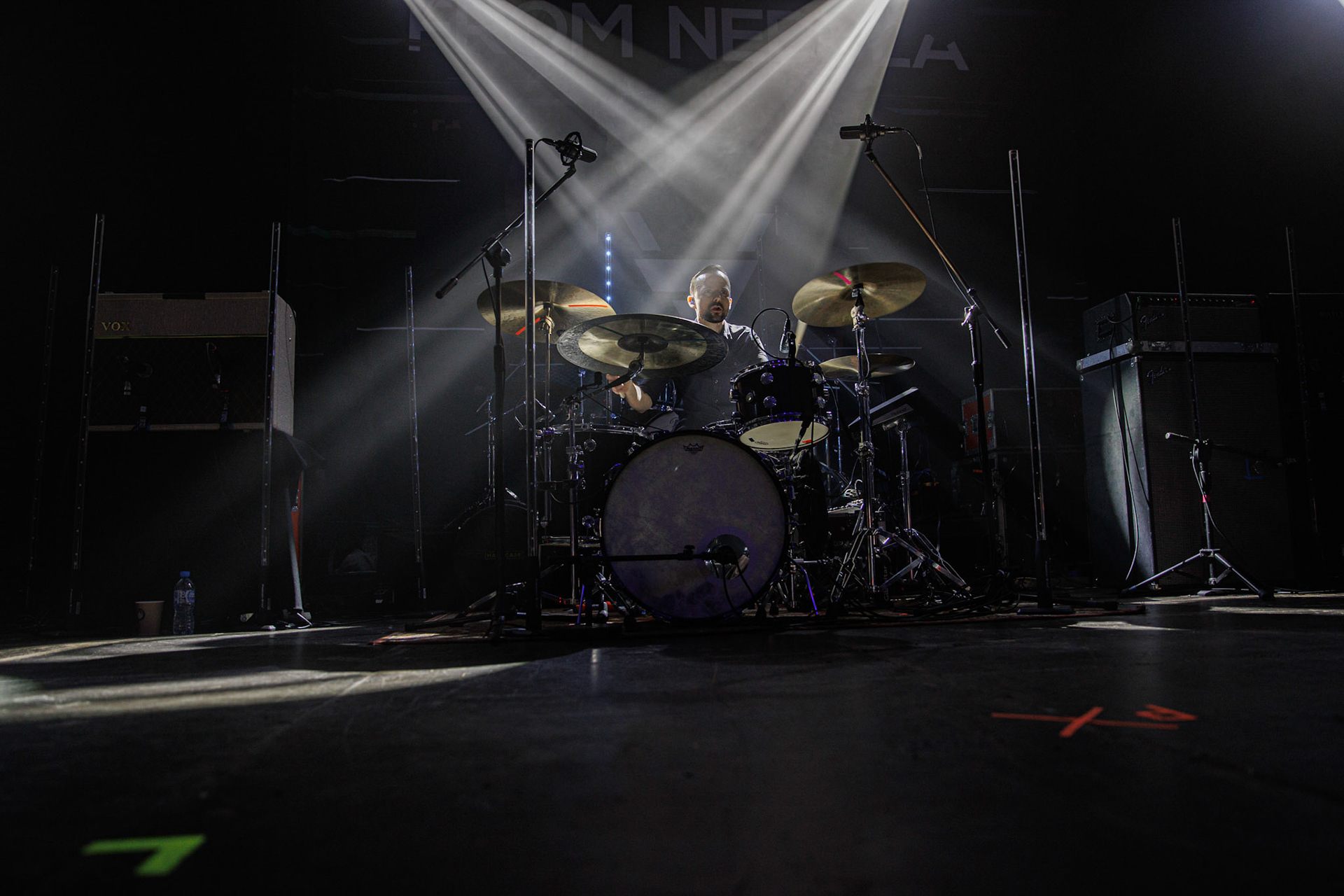 27.11.2021 TIDES FROM NEBULA koncert, Warszawa klub Progresja,Knock Out Productions, Mystic Production,Post-rock, muzyka alternatywna, progresywny rock.n/z Maciej Karbowski – gitara, instrumenty klawiszowen/z Przemek Weglowski – gitara basowan/z Tomasz Stolowski – perkusjaFot. Andrzej Wasilkiewicz/Reporter