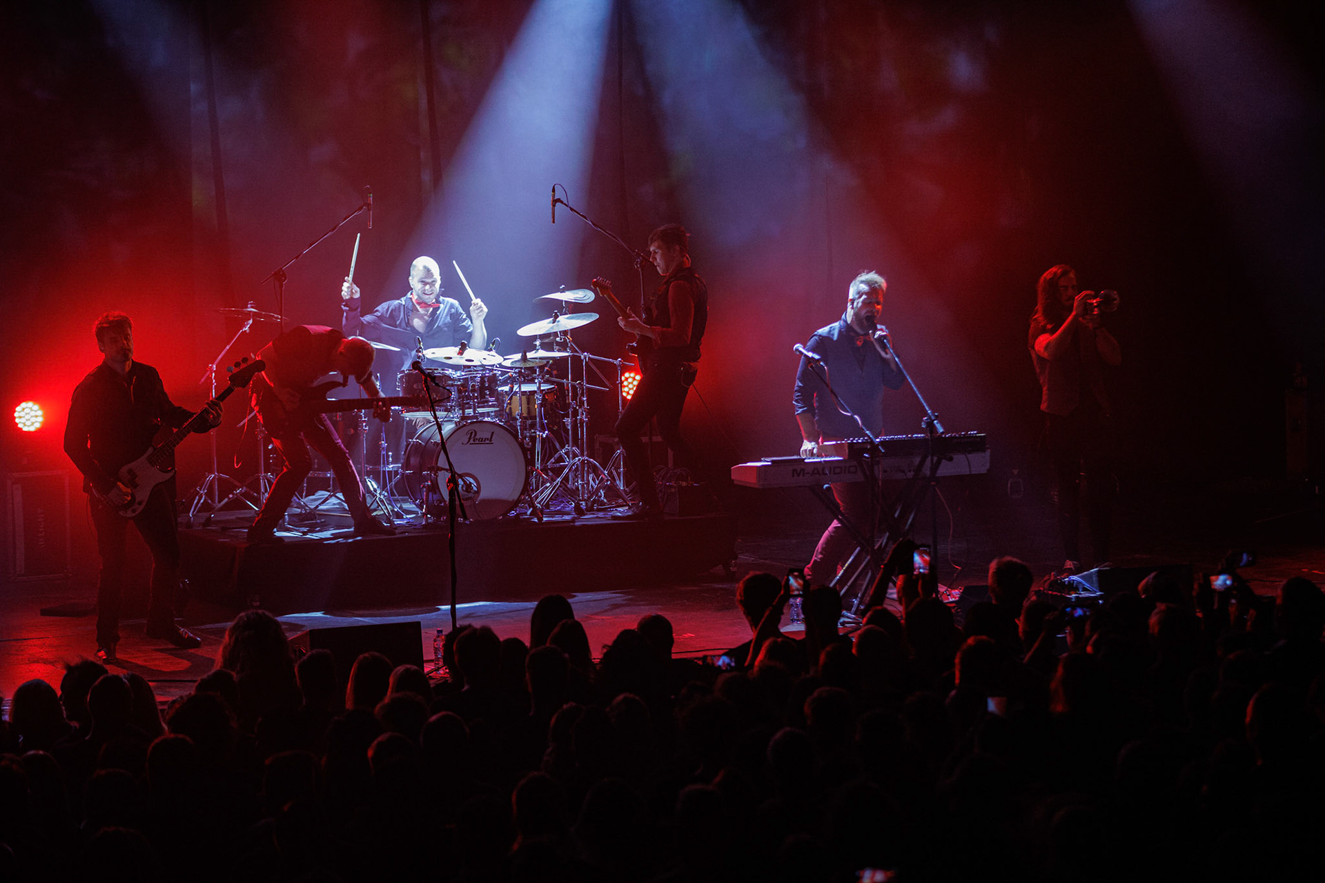 26.11.2021 LEPROUS -  Bilateral 10th. Wyjatkowy koncert z okazji 10-lecia albumu Bilateral koncert w warszawskiej Progresji.Knock Out Productions. fot. Andrzej Wasilkiewicz/Reporter