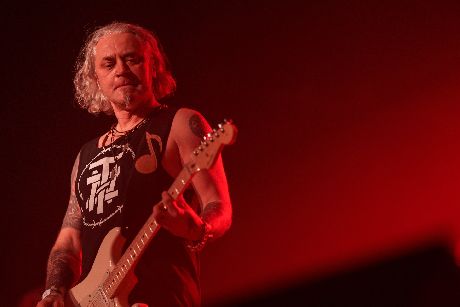 4.11.2022 TZN Xenna - warszawska grupa punkrockowa, wystapila przed KULTem w Warszawie, Klub Stodola,fot. Andrzej Wasilkiewicz/Reporter