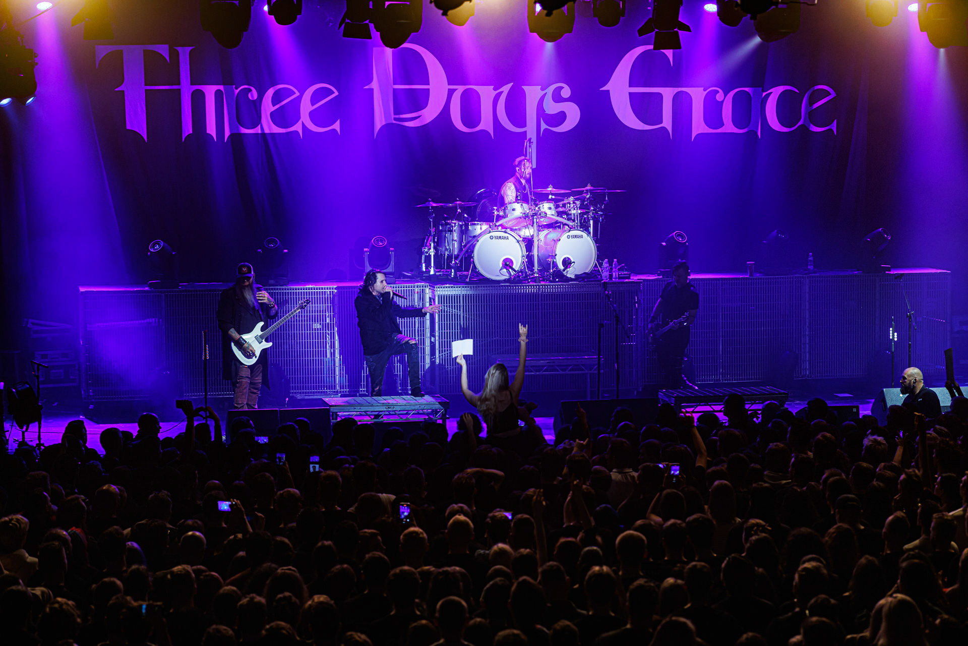 7.10.2022 Warszawski koncert Three Days Grace w klubie Progresja.Kanadyjczycy promuja nowy album EXPLOSIONS.n/z Barry Stock – gitara, n/z Brad Walst – gitara basowa, n/z Neil Sanderson – perkusja, instrumenty klawiszowe, n/z Matt Walst – wokal,Produkcja Knock Out Productions, Fot. Andrzej Wasilkiewicz/Reporter