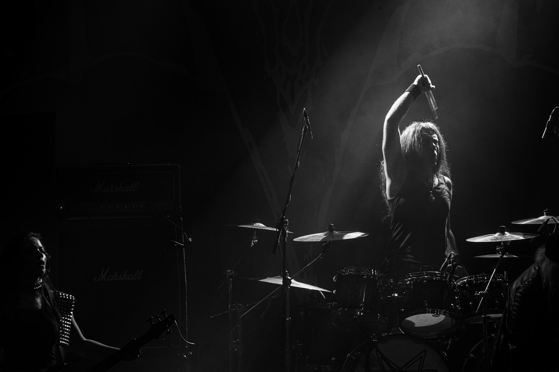 15.12.2019 koncert szwajcarów z Hellhammer: Triumph of Death, Merry Christless 2019, Warszawa Klub Progresja,
zespół Thomasa Gabriela Fishera, black metal, death metal, n/z Mia Wallace gitara basowa,
n/z Alessandro Commerio perkusja, New Aeon Musick, Knock Out Productions
fot. Andrzej Wasilkiewicz/REPORTER