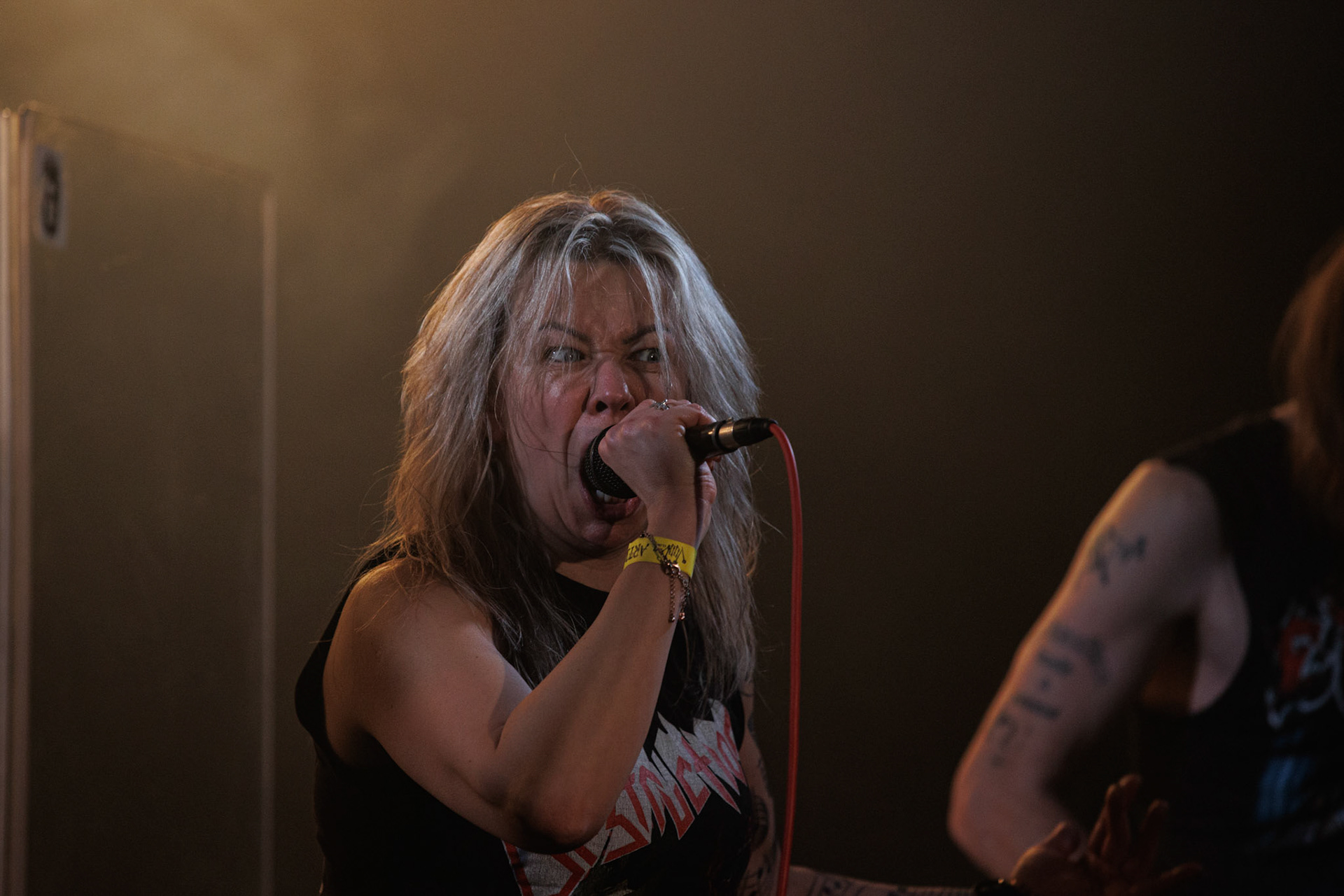 8.01.2022 War-Saw - thrashmetal.Koncert Czwarta Fala MMXXII klub VooDoo Warszawa.n/z Sylwia Papierska - wokal,Fot. Andrzej Wasilkiewicz/Reporter