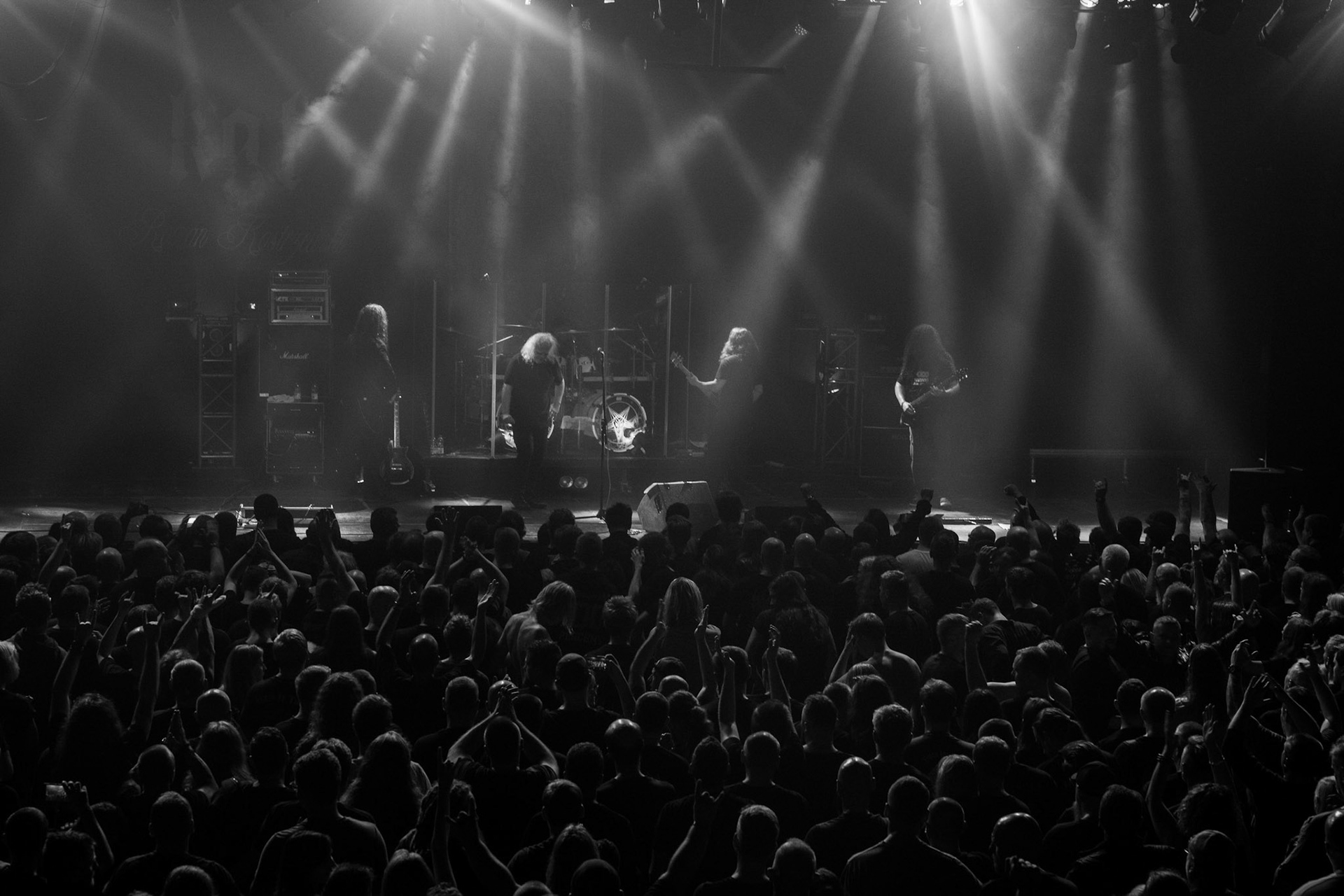 Legendy Metalu KAT & Roman Kostrzewski Polska, metal, trashmetal, - koncert Legendy Metalu w warszawskiej Progresji, 
Roman Kostrzewski – wokal
Jacek Nowak – perkusja
Krzysztof Pistelok – gitara
Jacek Hiro – gitara
Michał Laksa – bas
fot. Andrzej kaziq Wasilkiewicz