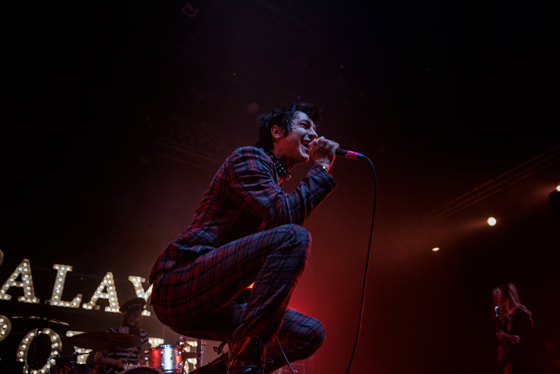 Palaye Royale - Warszawski koncert zespołu braci Kropp w Progresji. Art rock, rock and roll, glam rock, garage rock, indie rock, WiniaryBookings, fot. Andrzej Wasilkiewicz/Reporter