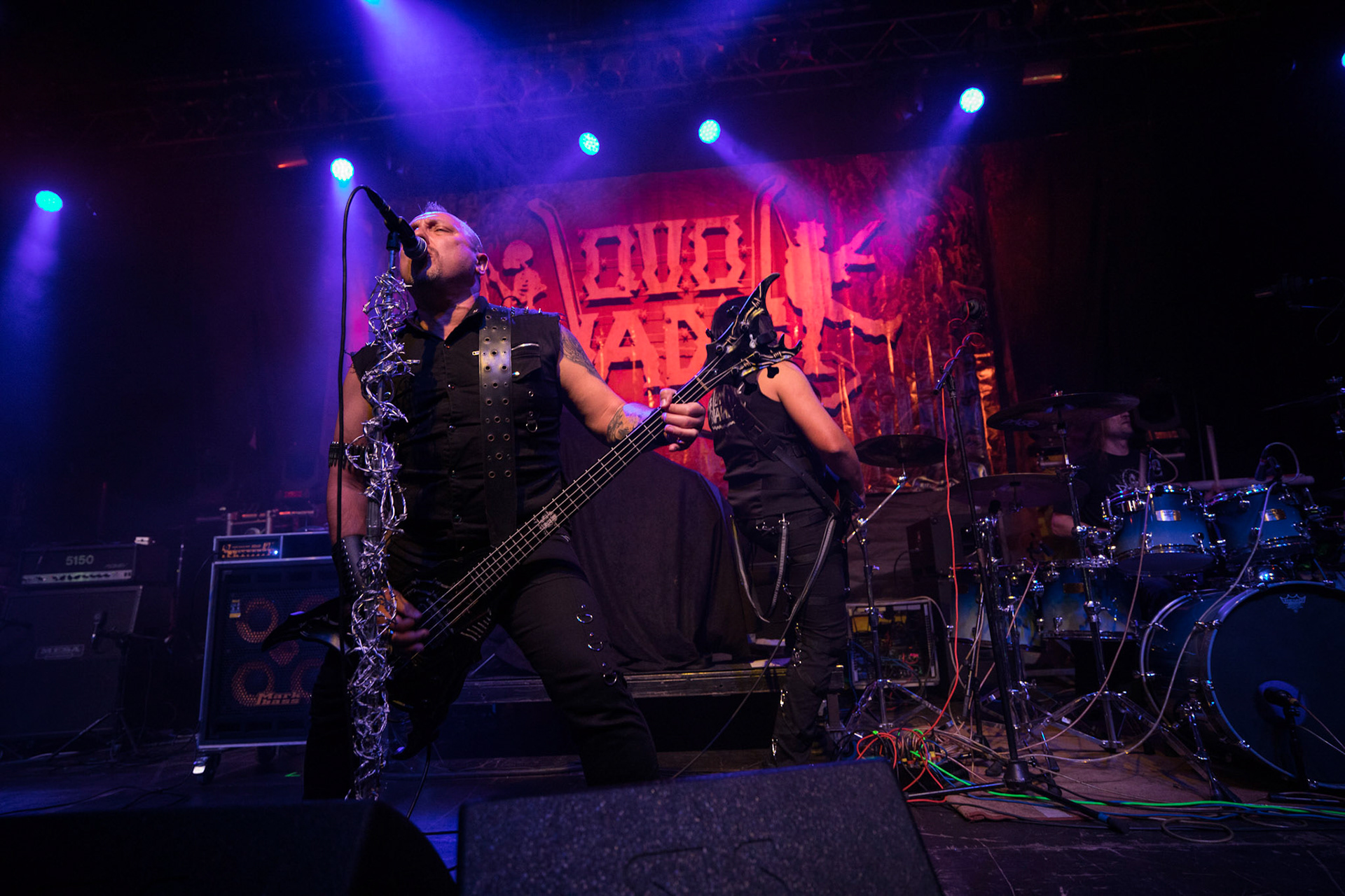 Legendy Metalu QUO VADIS - Thrash Metal - koncert Legendy Metalu w warszawskiej Progresji,
Tomasz "Skaya" Skuza - bass/vocal
Ian "Źdźbło" Bemolator- guitar
Mateusz "Matek" Lazar - guitar
Szymon "Sajmon" Synówka - drums
fot. Andrzej kaziq Wasilkiewicz