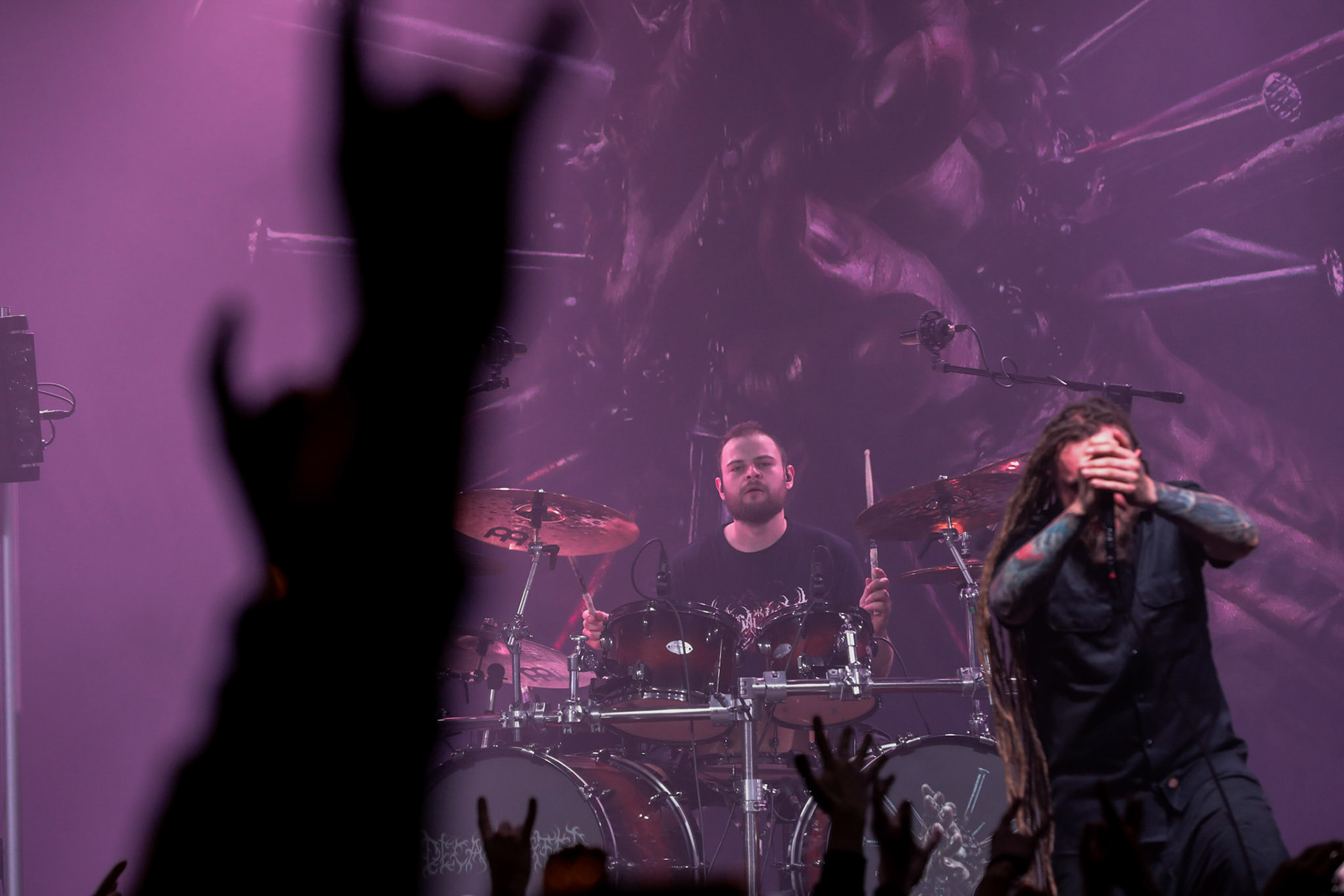 30.11.2018 Knock Out Tour 2018 - Warszawa Progresja - DECAPITATED - techniczny death metal, groove metal,

Wacław „Vogg” Kiełtyka gitara,
Rafał "Rasta" Piotrowski wokal, 
Michał "Młody" Łysejko perkusja,
Hubert Więcek gitara basowa, fot. Andrzej Wasilkiewicz/Reporter