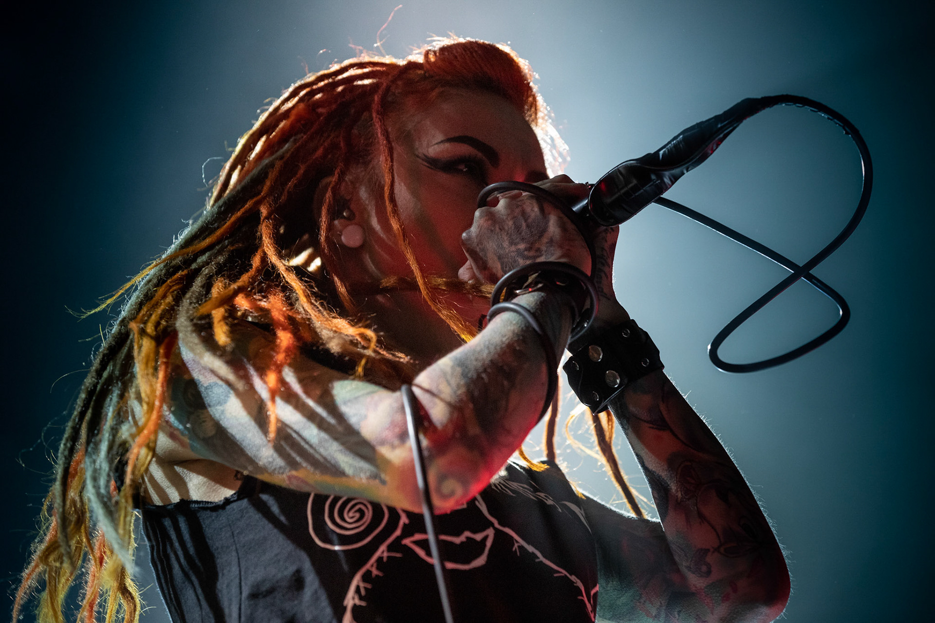 01.03.2019 Infected Rain- koncert warszawska Progresja, Infected Rain Moldovan nu metal, nu metalcore,
Vadim "Vidick" Ozhog - guitars, 
Vladimir Babici - bass, 
Serghei Babici - guitars, 
Eugen Voluta - drums,
Elena "Lena Scissorhands" Cataraga - vocals,