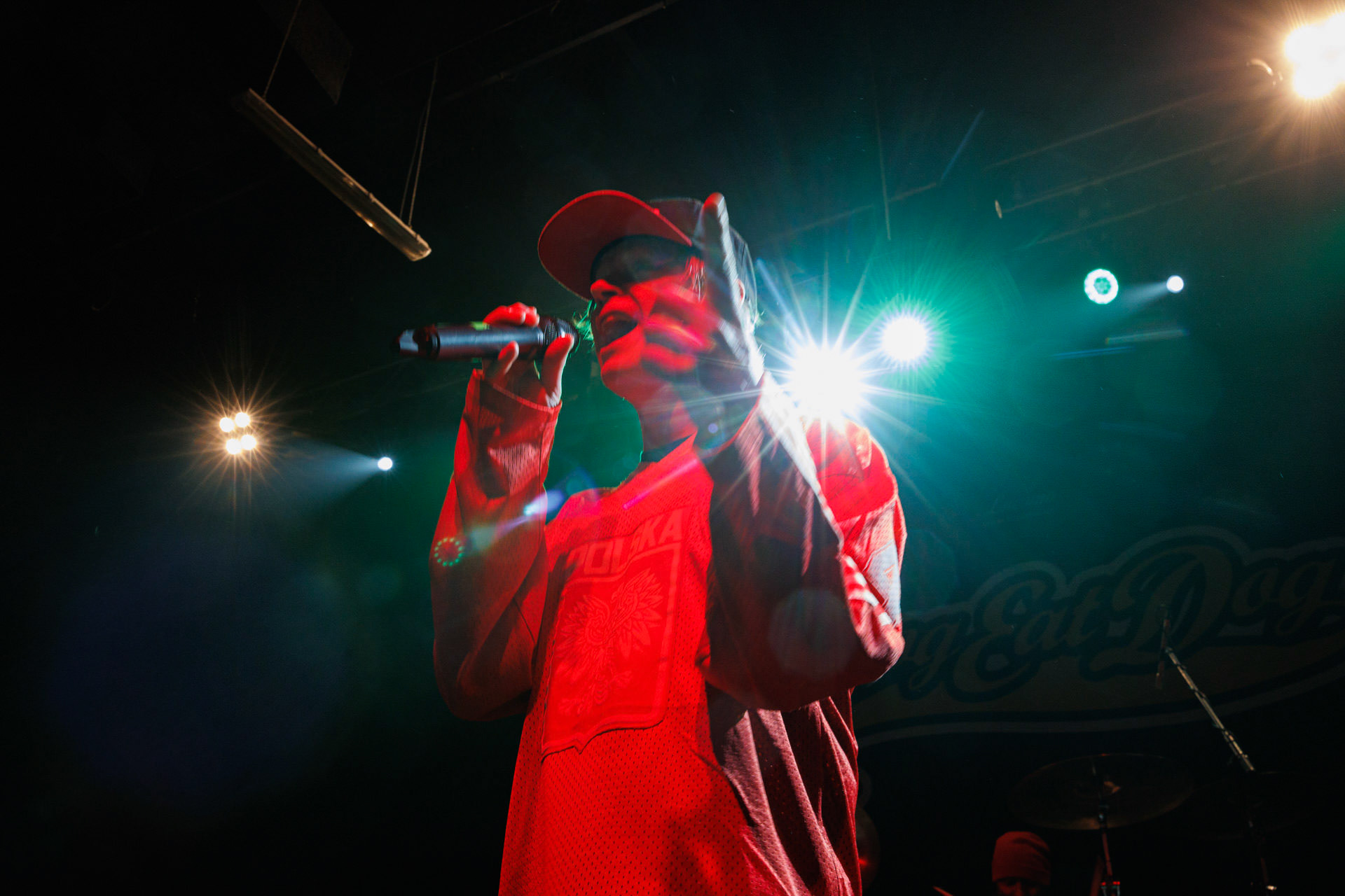 30.11.2021 koncert Dog Eat Dog - USA - hardcore, punkrock, rap, metal, hip hop, reggae, soul, funk,n/z Dave Neabore (bass), n/z John Connor (vocals), n/z Brandon Finley (drums), n/z Roger Hammerli (guitar),n/z Bozez (sax &amp; beer),koncert Warszawa, Progresja 25 lat albumu Play Games -  Dog Eat Dog.fot. Andrzej Wasilkiewicz/Reporter