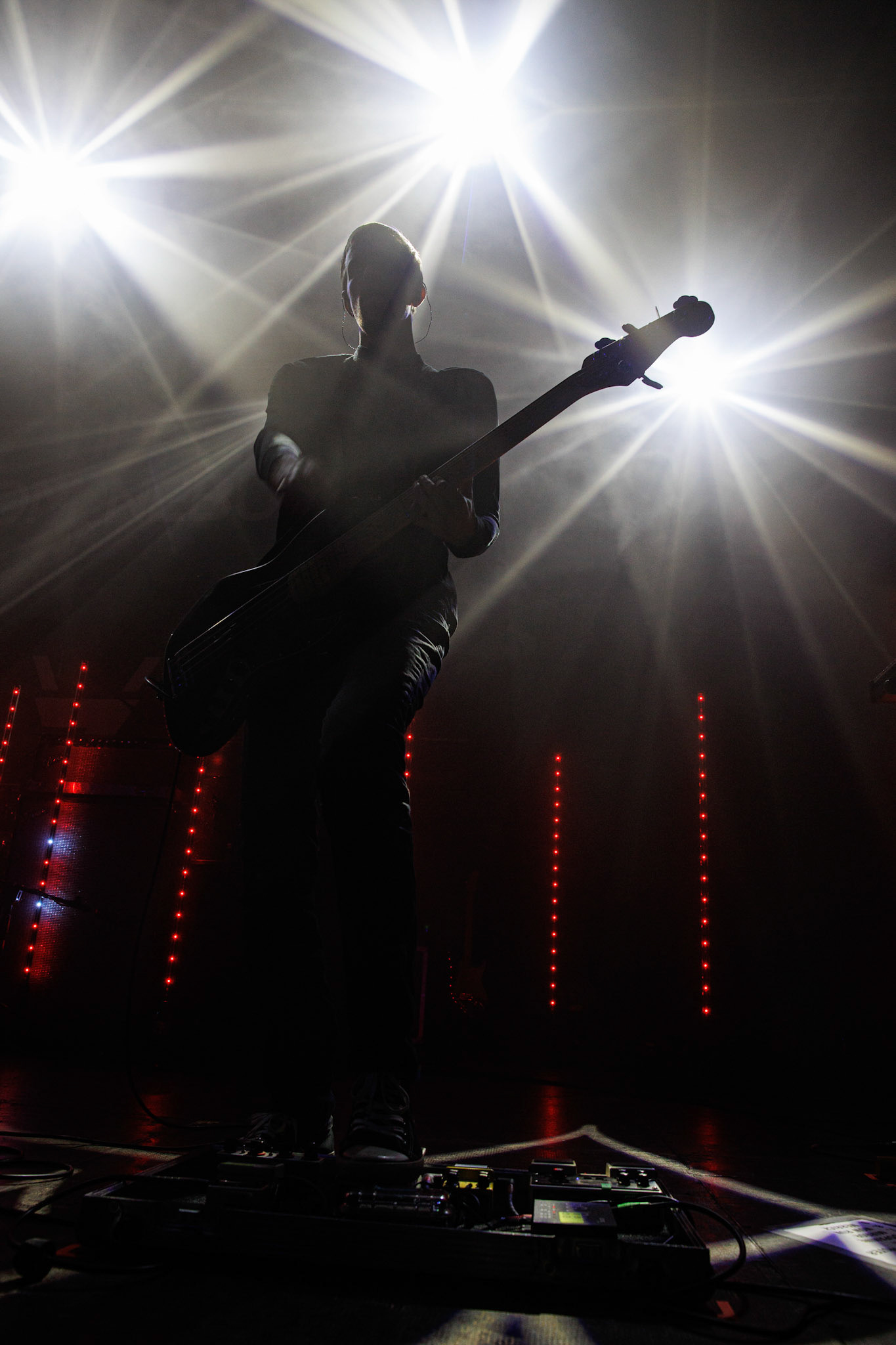 27.11.2021 TIDES FROM NEBULA koncert, Warszawa klub Progresja,Knock Out Productions, Mystic Production,Post-rock, muzyka alternatywna, progresywny rock.n/z Maciej Karbowski – gitara, instrumenty klawiszowen/z Przemek Weglowski – gitara basowan/z Tomasz Stolowski – perkusjaFot. Andrzej Wasilkiewicz/Reporter