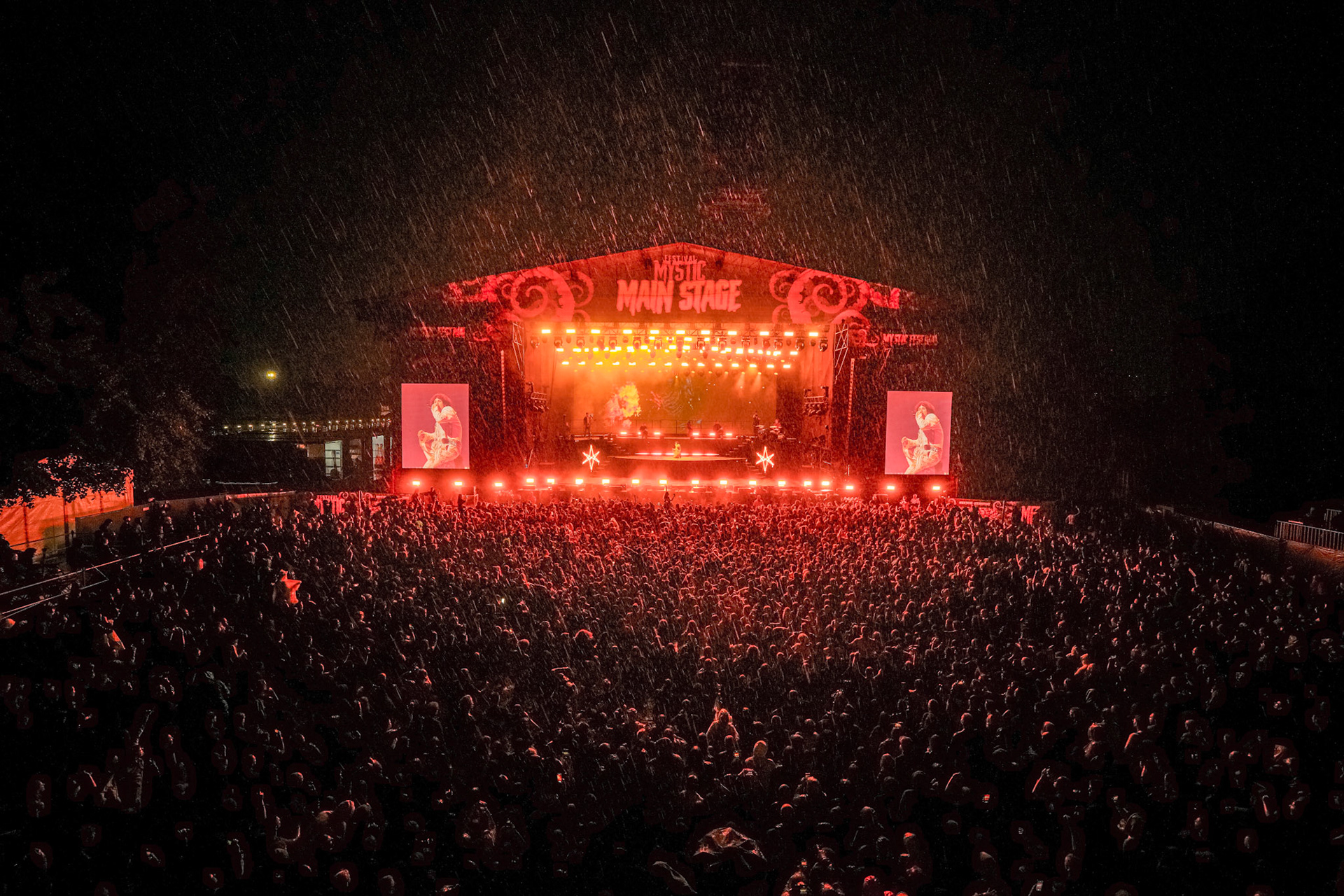 8.06.2024 BRING ME THE HORIZON - Mystic Festival 2024 Gdansk. Dzień trzeci. fot. Andrzej Wasilkiewicz/Reporter