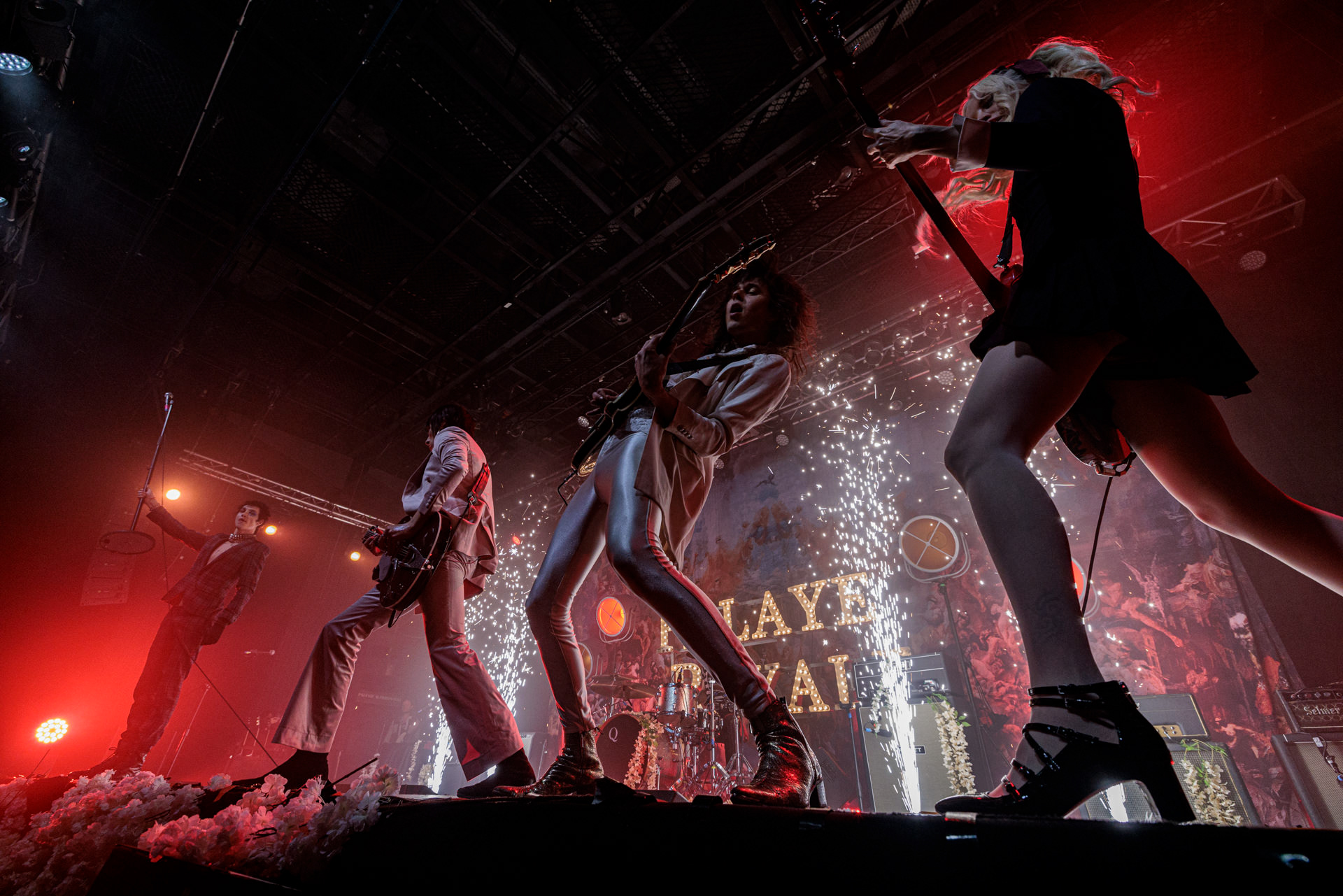 Palaye Royale - Warszawski koncert zespołu braci Kropp w Progresji. Art rock, rock and roll, glam rock, garage rock, indie rock, WiniaryBookings, fot. Andrzej Wasilkiewicz/Reporter