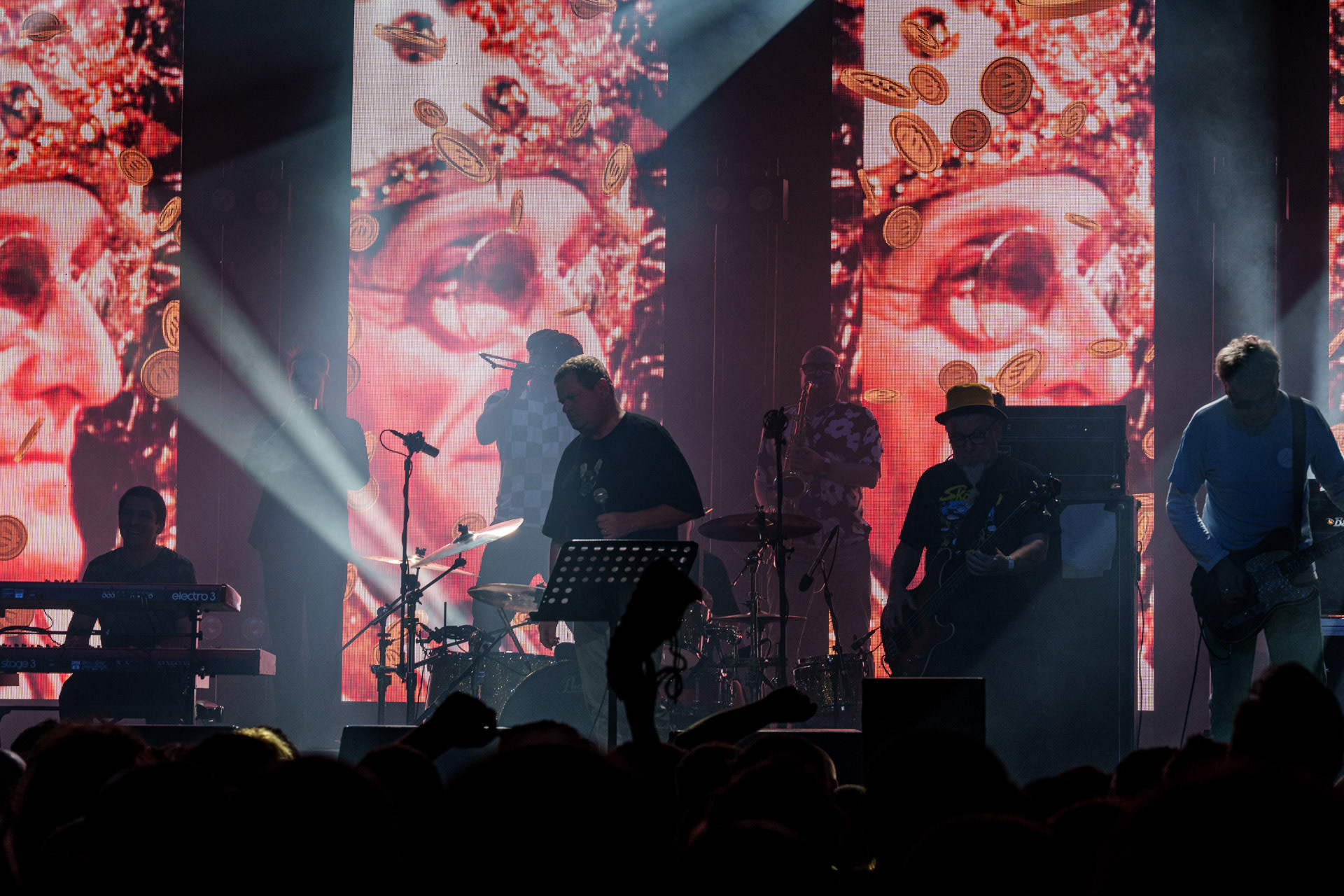 4.11.2022 KULT - Pomaranczowa Trasa 2022 - Warszawa Stodola, Rock, rock progresywny, rock alternatywny, punk, nowa fala, polski rock. fot. Andrzej Wasilkiewicz/Reporter