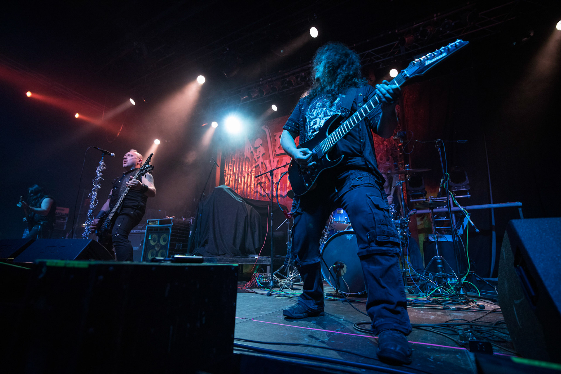 Legendy Metalu QUO VADIS - Thrash Metal - koncert Legendy Metalu w warszawskiej Progresji,
Tomasz "Skaya" Skuza - bass/vocal
Ian "Źdźbło" Bemolator- guitar
Mateusz "Matek" Lazar - guitar
Szymon "Sajmon" Synówka - drums
fot. Andrzej kaziq Wasilkiewicz