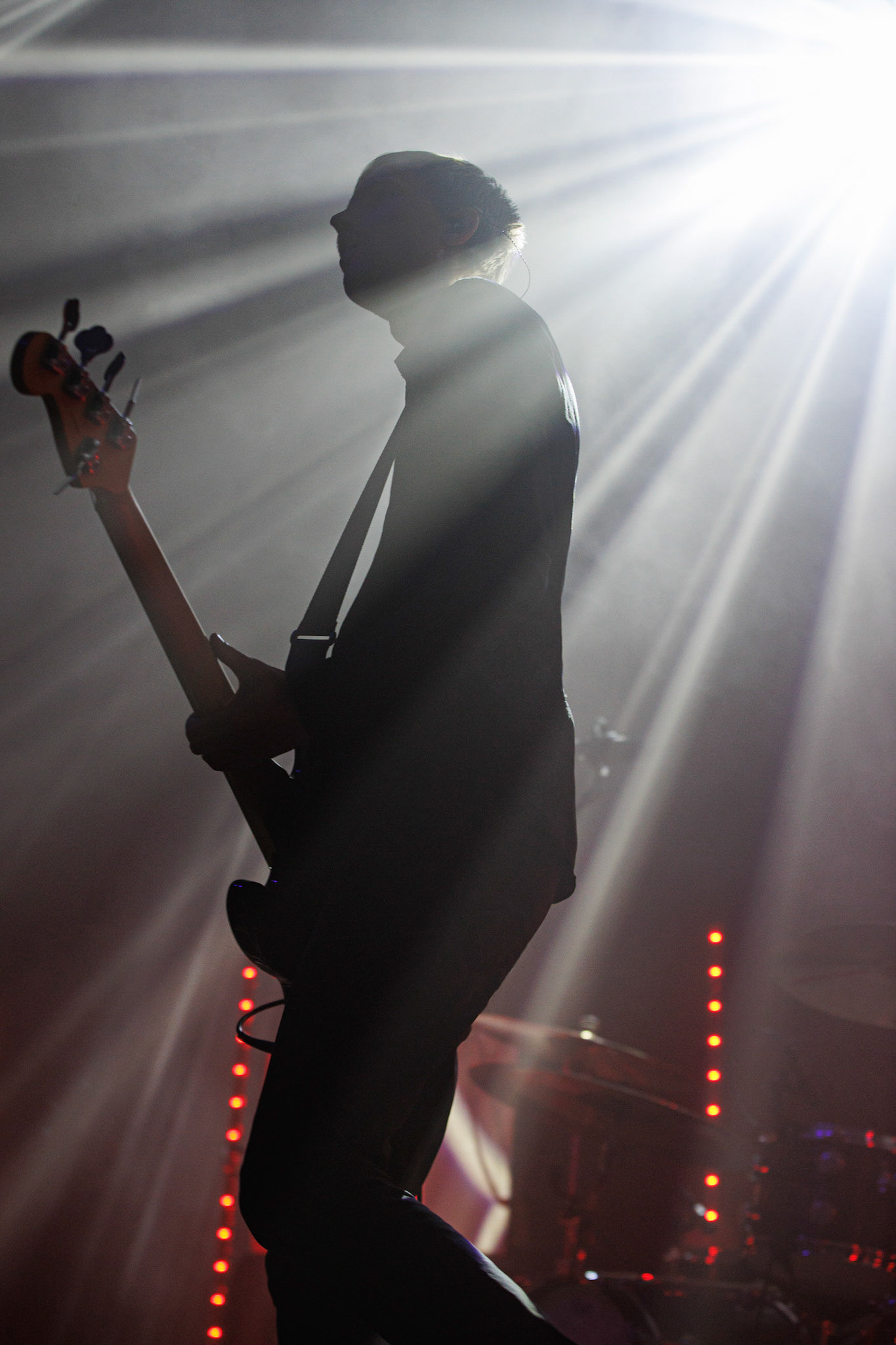 27.11.2021 TIDES FROM NEBULA koncert, Warszawa klub Progresja,Knock Out Productions, Mystic Production,Post-rock, muzyka alternatywna, progresywny rock.n/z Maciej Karbowski – gitara, instrumenty klawiszowen/z Przemek Weglowski – gitara basowan/z Tomasz Stolowski – perkusjaFot. Andrzej Wasilkiewicz/Reporter