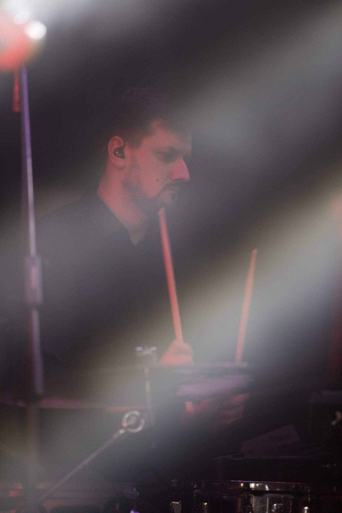 2.04.2019 Decadent Fun Club (Polska)  alternative post-punk, dark pop
Paveu Ostrovsky vocal, 
Jasiek Łukomski bass, 
Mateusz Gągol synths, 
Kamil Cegiełka drums,
klub Kwadrat,
Knock Out Productions,