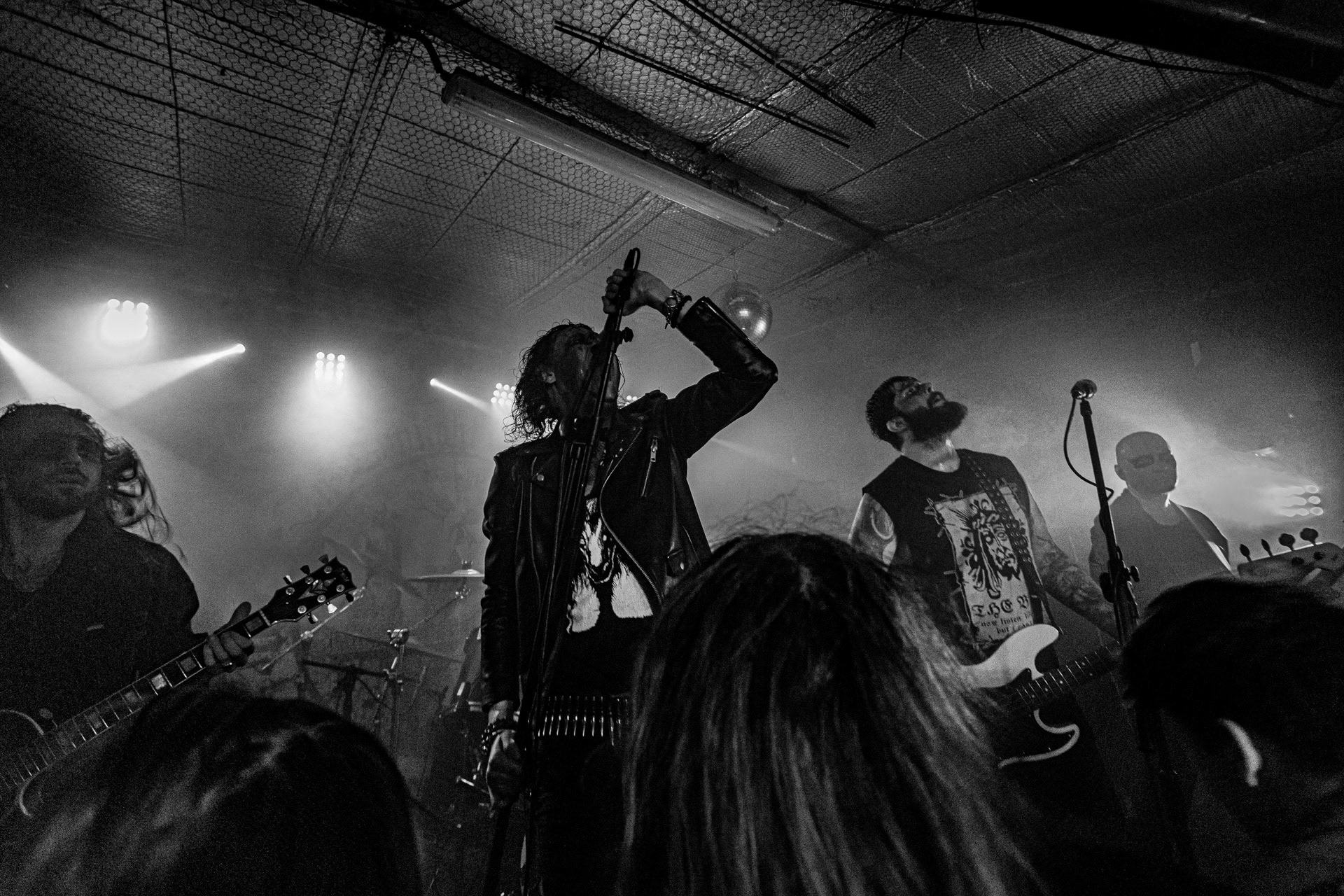 In Twilight's Embrace - Klub Hydrozagadka