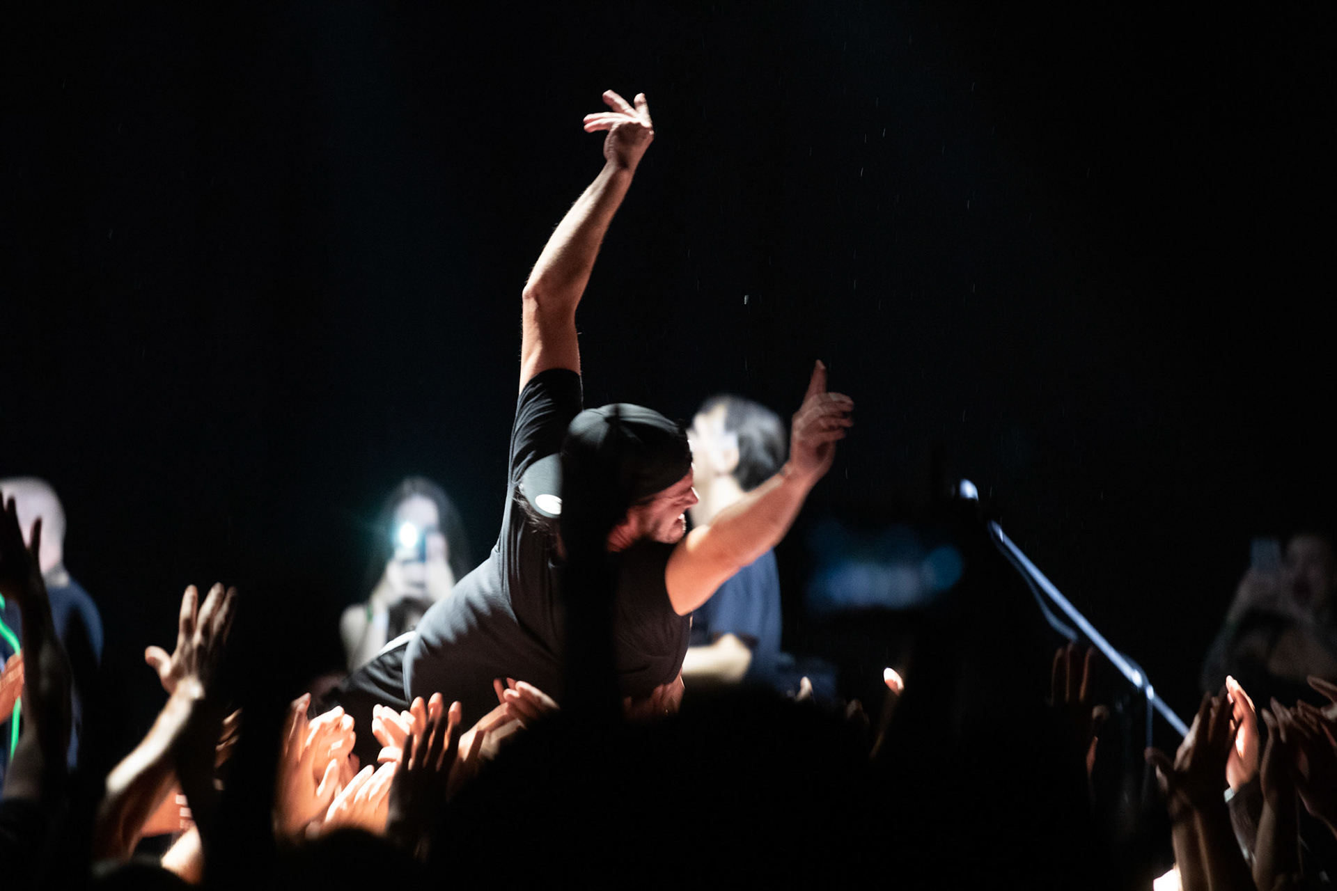 Dog Eat Dog - USA - hardcore, punkrock, rap, metal, hip hop,reggae, soul, funk,
Dave Neabore (bass), 
John Connor (vocals), 
Brandon Finley (drums) 
Roger Hämmerli (guitar)
Bozez (sax & beer)
koncert w Warszawskiej Progresji w ramach trasy 25 lat All Boro Kings zespołu Dog Eat Dog.
fot. Andrzej Wasilkiewicz/Reporter