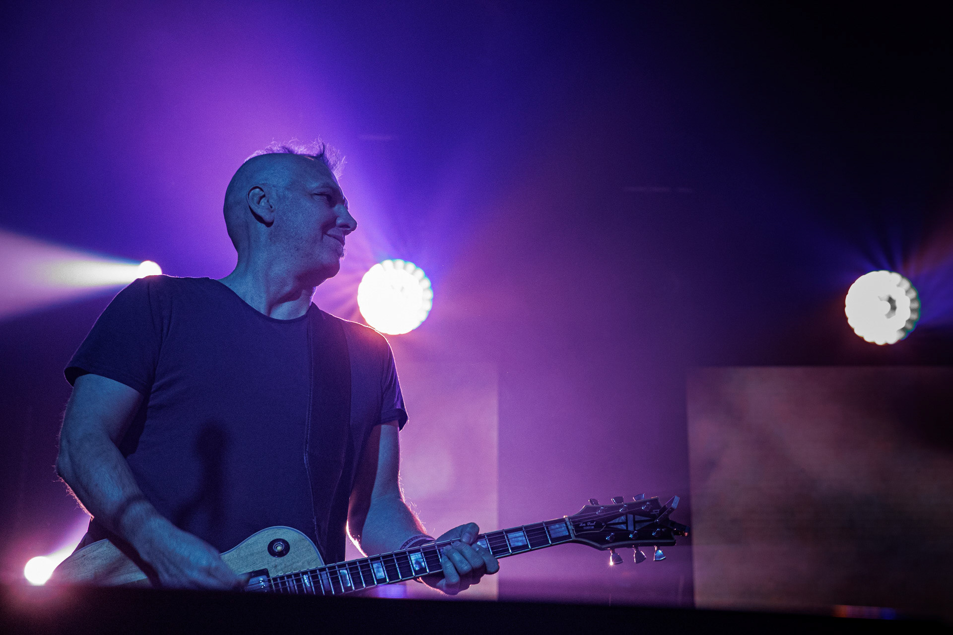 15.01.2022 KULT - koncert Pomaranczowa Trasa 2021/2022 - Warszawa Stodoła, Kult konczy w doskonalej formie przeniesiony z jesieni ostatni koncert Pomaranczowej Trasy 2021, publicznosc nie zawiodla, pelna sala.   n/z Tomasz Goehs perkusja,Rock, rock progresywny, rock alternatywny, punk, nowa fala, polski rock.fot. Andrzej kaziq Wasilkiewicz/Reporter