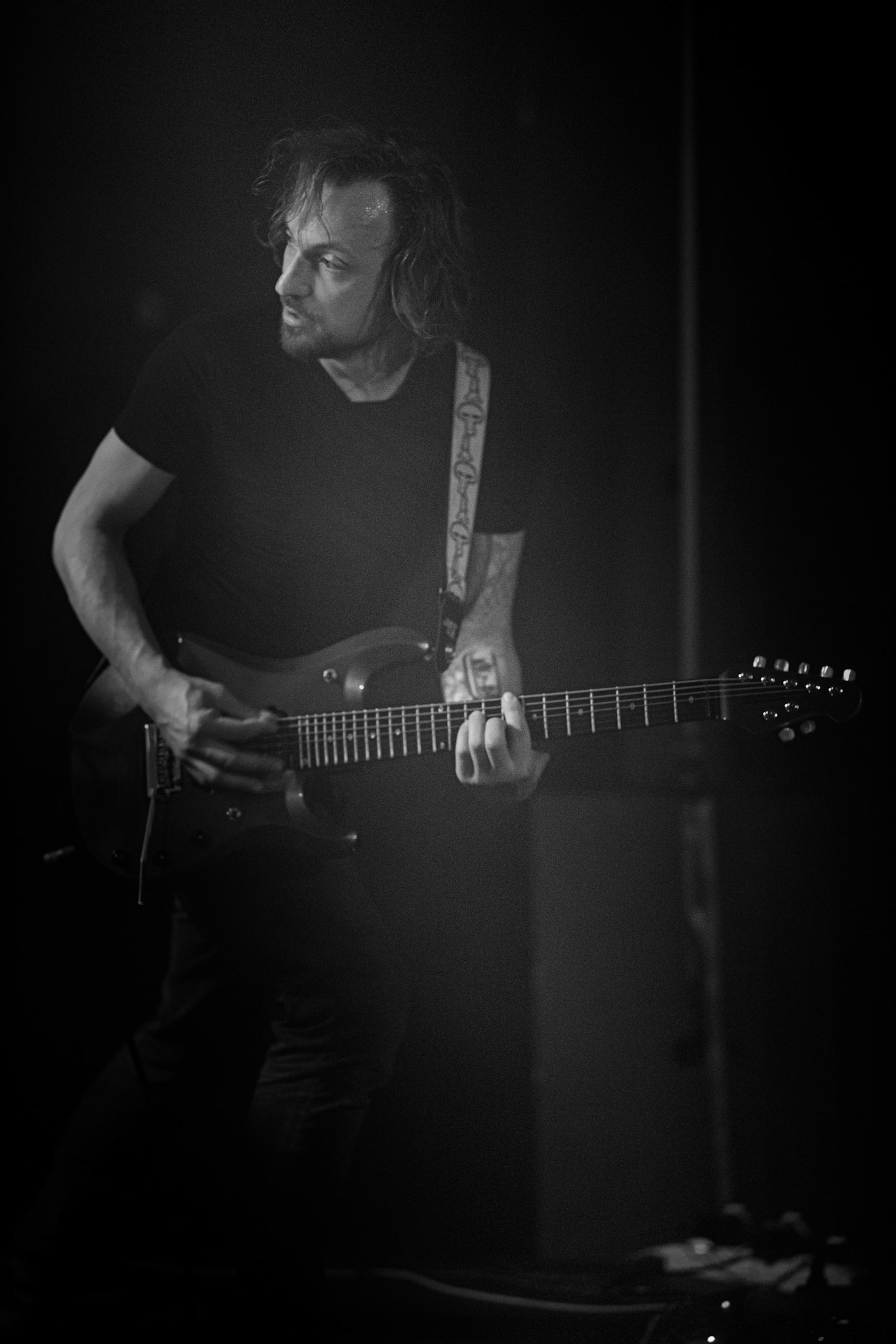 Koncert 4dots - 20.12.2019 Warszawa Klub Pogłos, n/z W. Jarawka guitar, Post something, Post something else, fot. Andrzej Wasilkiewicz/REPORTER