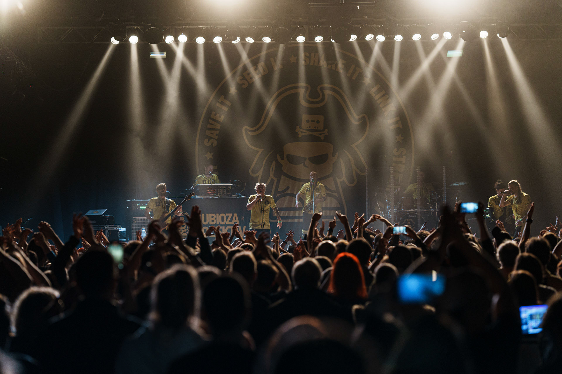 9.02.23 DUBIOZA KOLEKTIV - bosniacka grupa muzyczna, grajaca reggae, dub i rock. - Warszawa Progresja. Winiary Bookings.Fot. Andrzej Wasilkiewicz/Reporter