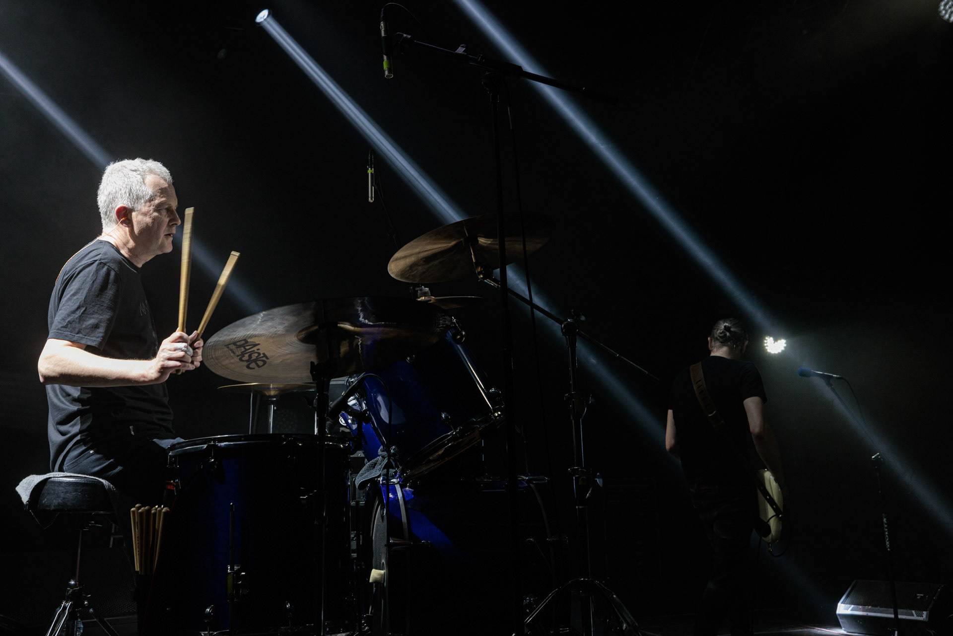 16.11.2021 Dezerter - 40 lecie,koncert Warszawa Palladium. N/z Krzysiek Grabowski perkusja,N/zJacek Chrzanowski bass, Dezerter, SS20, Punk, Punkrock, hardcore, rock.fot. Andrzej Wasilkiewicz/REPORTER