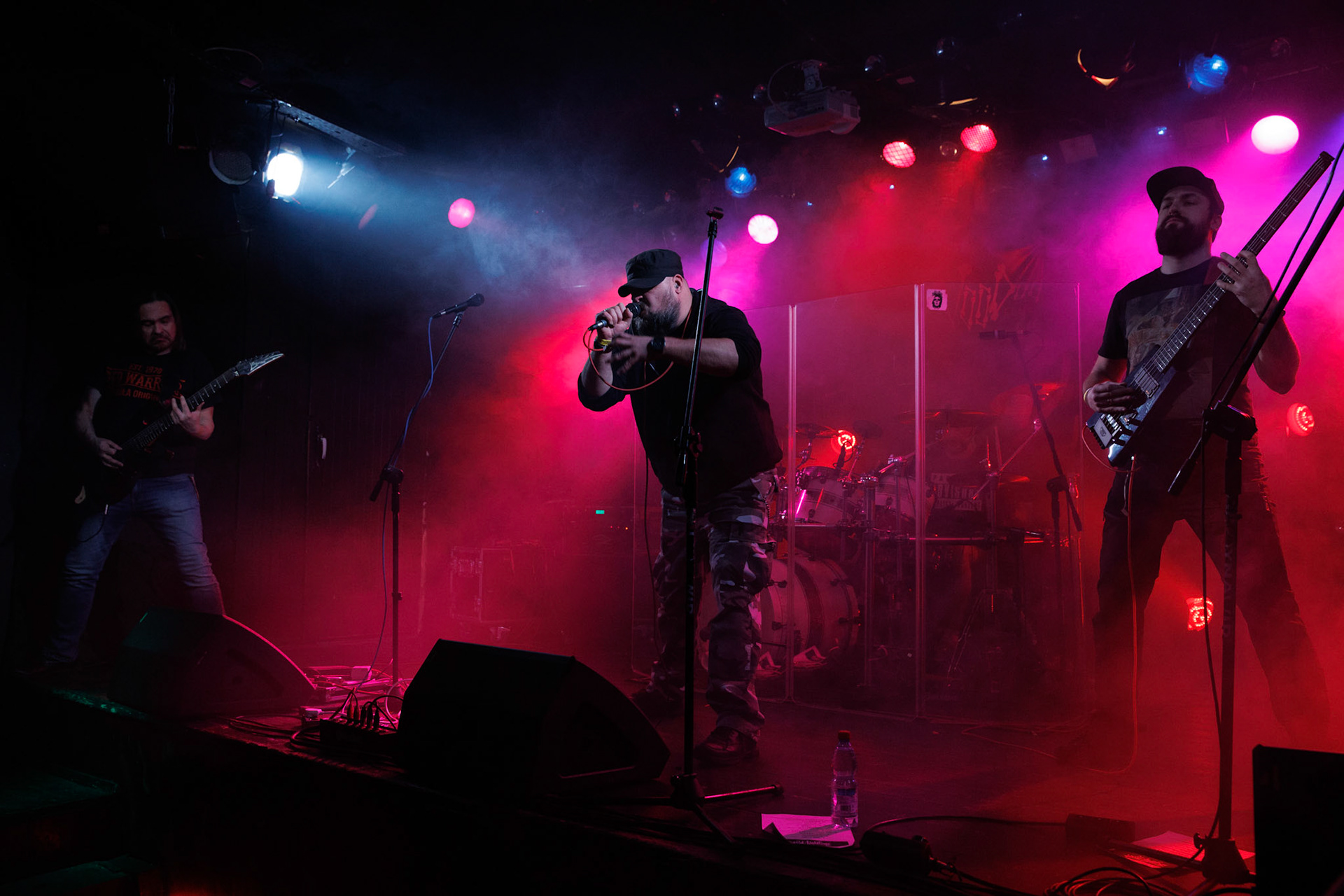 Symetria - groove, death metal.Koncert Czwarta Fala MMXXII klub VooDoo Warszawa.Fot. Andrzej Wasilkiewicz/kaziq.com