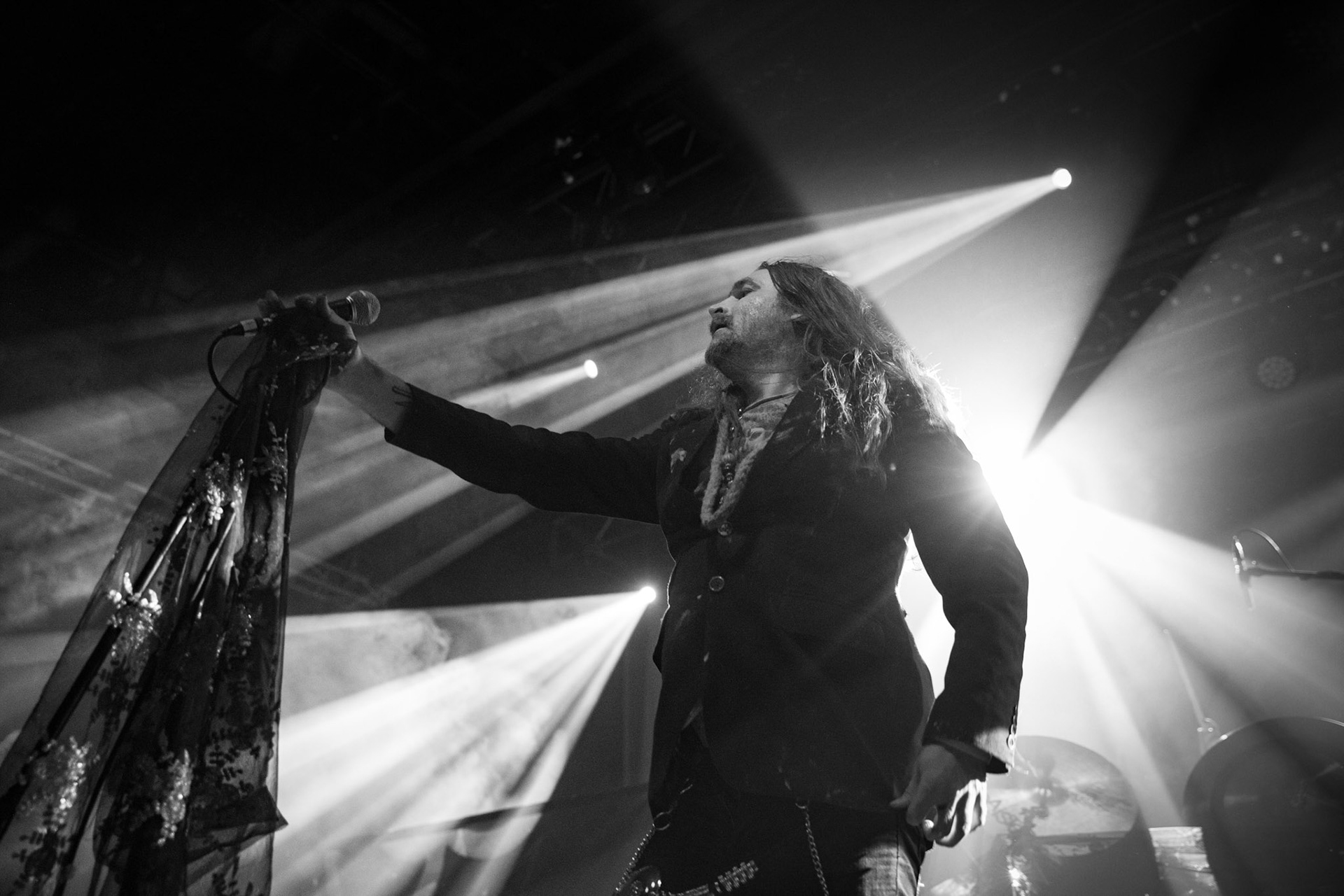 15.12.2019 koncert norweskiego zespołu Dødheimsgard, Merry Christless 2019, Warszawa Klub Progresja,
zespół Vicotnika - Yusaf Parvez, alternatywny metal, industrial metal,
n/z Yusaf "Vicotnik" Parvez - gitara, śpiew,
New Aeon Musick, Knock Out Productions
fot. Andrzej Wasilkiewicz/REPORTER