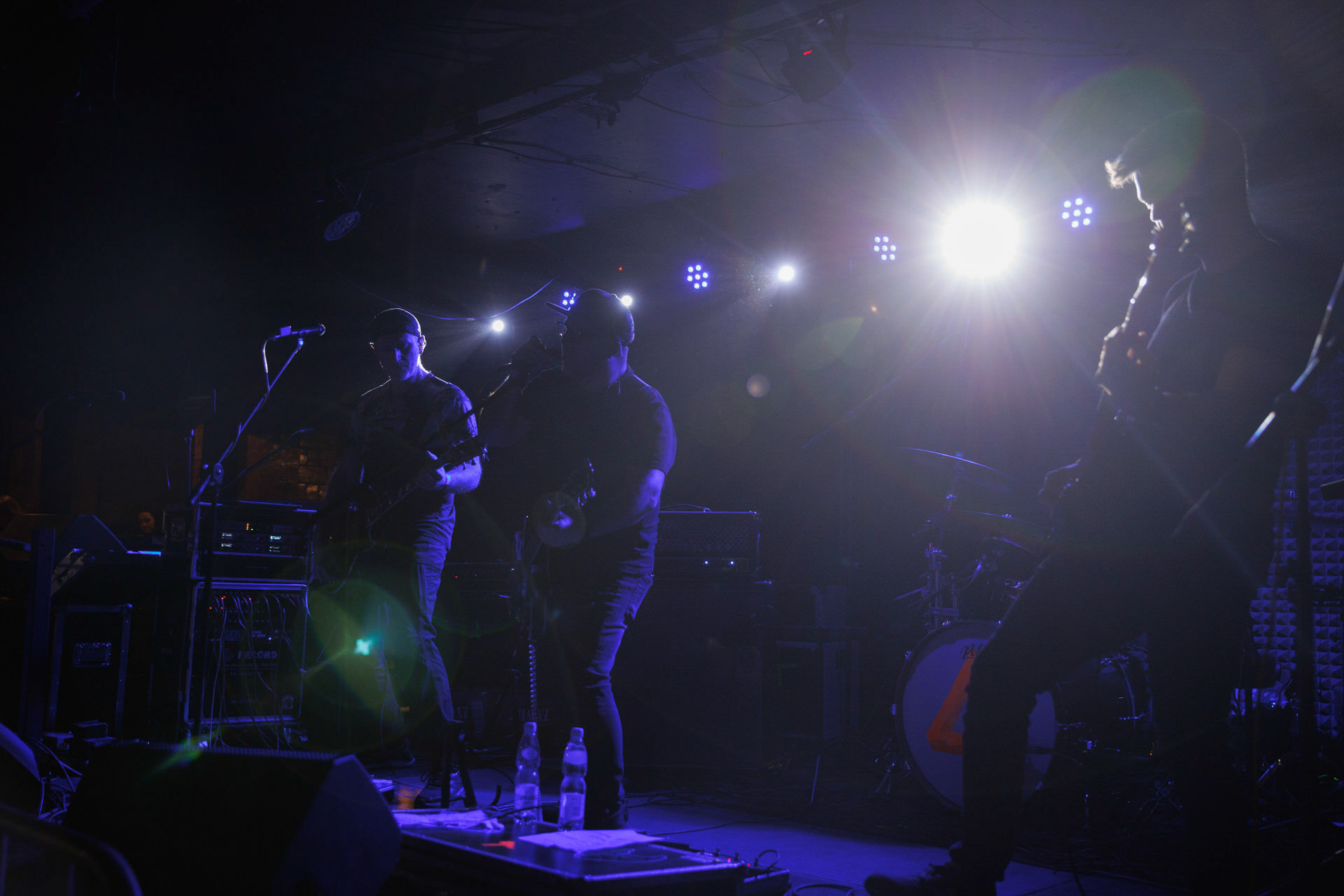 12.11.2021 koncert Holyguns Warszawa klub Remontsupport Lipali. Polski rock.fot. Andrzej Wasilkiewicz/REPORTER