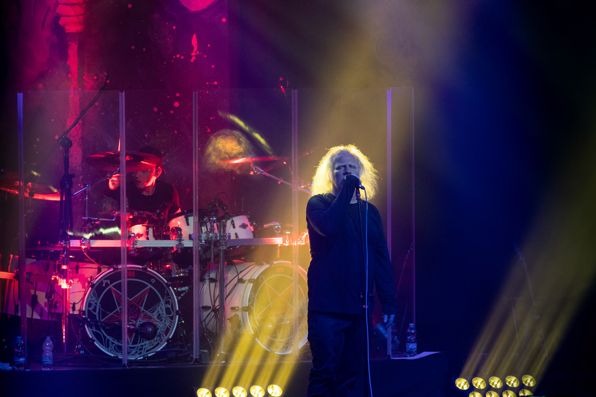 01.03.2019 KAT & Roman Kostrzewski Polska, metal, trashmetal, - koncert w warszawskiej Progresji promujący nowy album studyjny grupy „Popiór”
jeden z pierwszych koncertów w nowym składzie,
 Roman Kostrzewski – wokal
Jacek Nowak – perkusja
Krzysztof Pistelok – gitara
Jacek Hiro – gitara
Michał Laksa – bas
fot. Andrzej Wasilkiewicz/Reporter