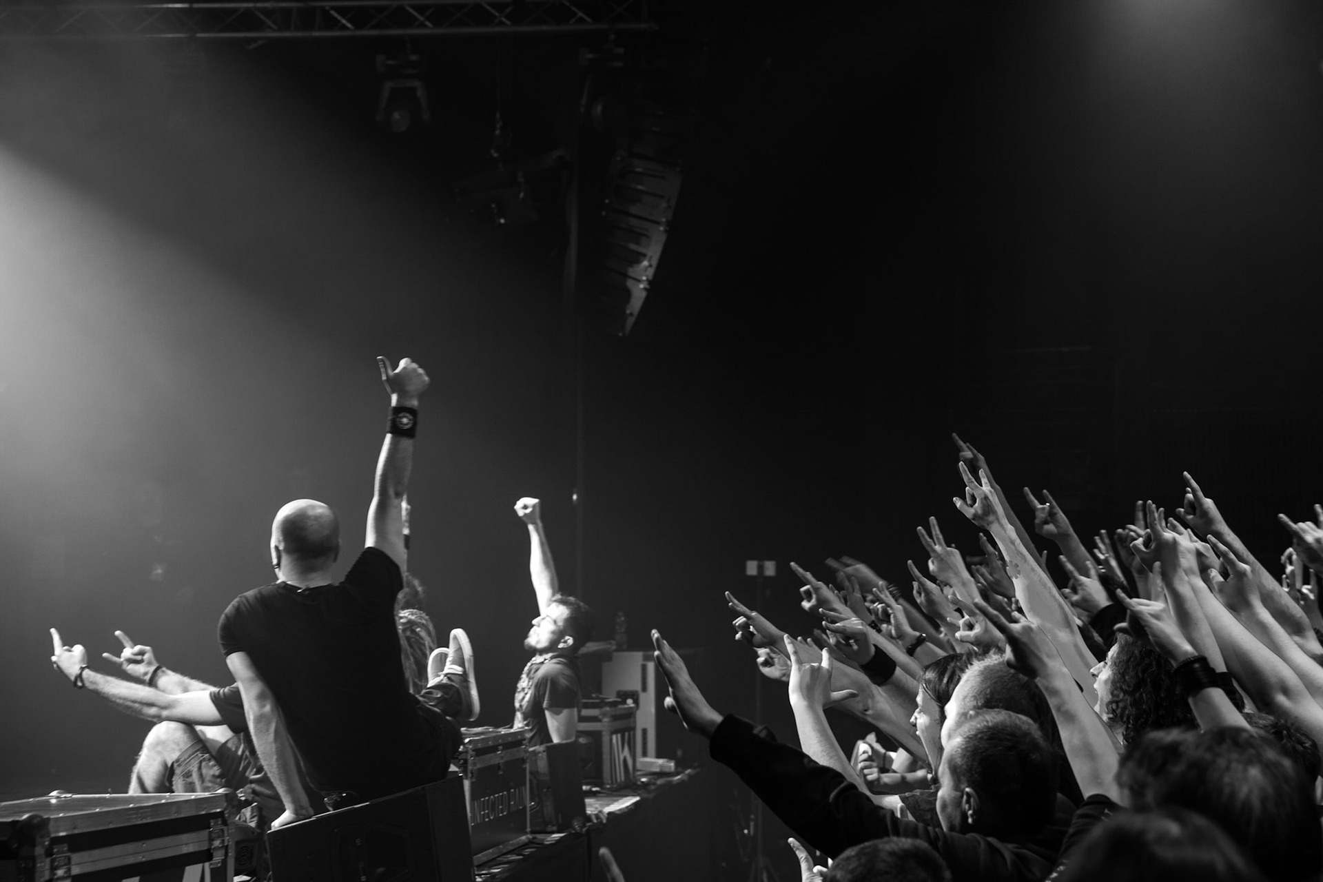 01.03.2019 Infected Rain- koncert warszawska Progresja, Infected Rain Moldovan nu metal, nu metalcore,
Vadim "Vidick" Ozhog - guitars, 
Vladimir Babici - bass, 
Serghei Babici - guitars, 
Eugen Voluta - drums,
Elena "Lena Scissorhands" Cataraga - vocals,