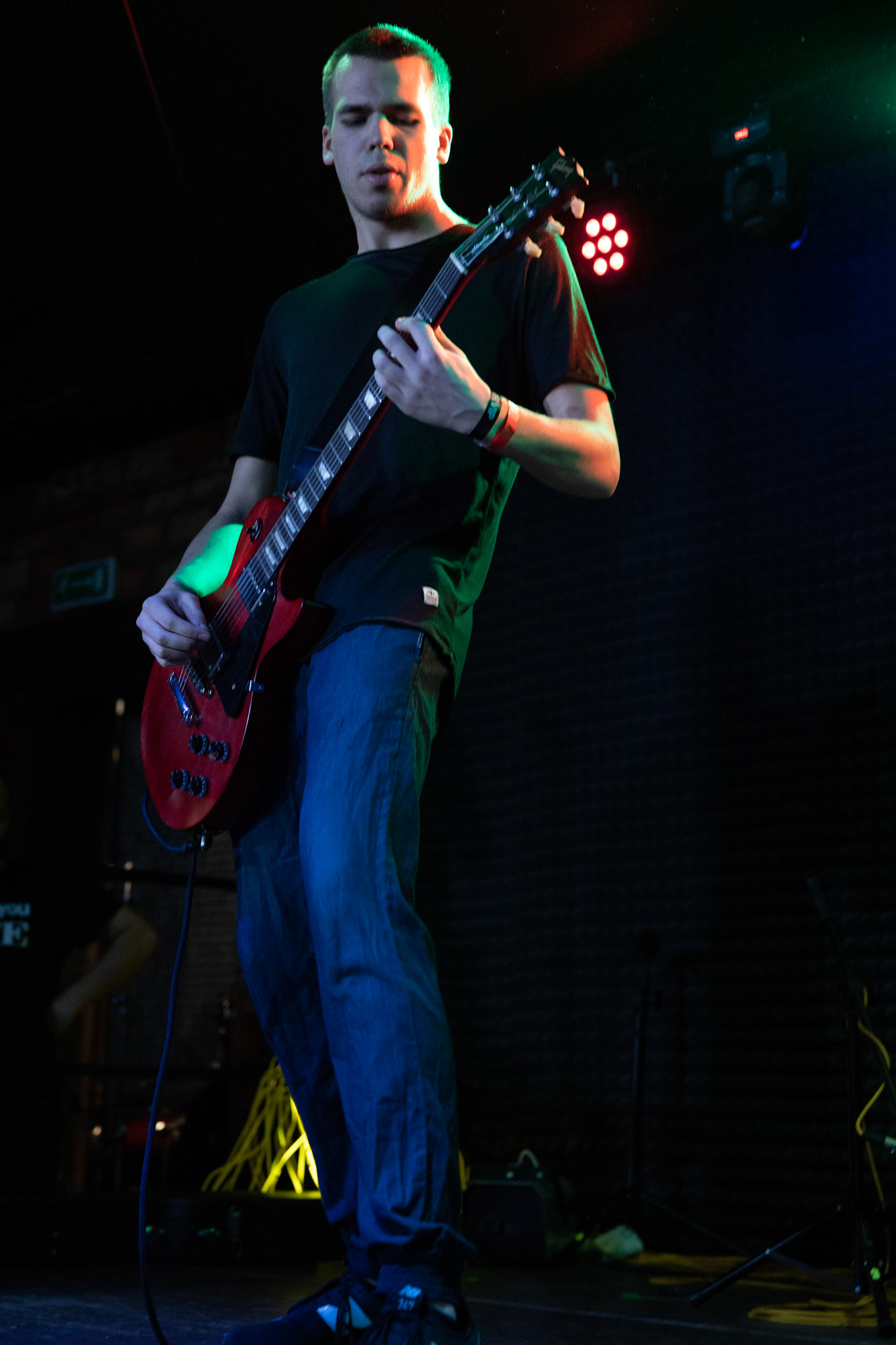 Armia - punk rock, hardcore,
Tomasz Budzyński - głos,
Stanisław Budzyński - gitara,
Jakub Bartoszewski - waltornia, instrumenty klawiszowe,
Amadeusz Kaźmierczak - perkusja,
Darek Budkiewicz - gitara basowa,
fot. Andrzej kaziq Wasilkiewicz