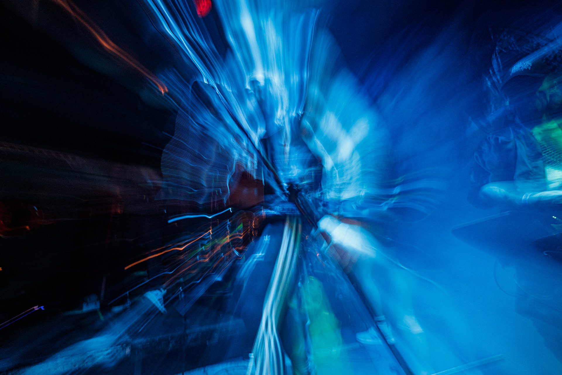 TRUCHŁO STRZYGI (black punk), Gwiezdny Demon - release show,w składzie:Gambit - wokalP. - gitara/wokalAlkatraz - gitara/wokalKaczor - garyMadness - bass/wokalPanass - bass/wokalGolem - nosferatu/wokalCzarownice - tba/wokalChłopaki z baraków polskiego metalu, rozpędzona maszyna do robienia grubego melanżu, gwiezdne trupy, kreatury obrzydlistwa i martwi decydenci podziemia. Prawdopodobnie pierwszy i ostatni raz zagrają całego Demona na żywo, a Ty mordeczko będziesz miał o czym kolegom przy wódce opowiadać.Produkcja Left Hand Soundsfot. Andrzej Wasilkiewicz/kaziq.com