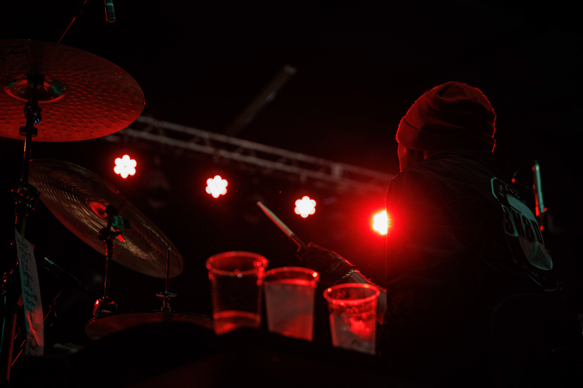 30.11.2021 koncert Dog Eat Dog - USA - hardcore, punkrock, rap, metal, hip hop, reggae, soul, funk,n/z Dave Neabore (bass), n/z John Connor (vocals), n/z Brandon Finley (drums), n/z Roger Hammerli (guitar),n/z Bozez (sax &amp; beer),koncert Warszawa, Progresja 25 lat albumu Play Games -  Dog Eat Dog.fot. Andrzej Wasilkiewicz/Reporter