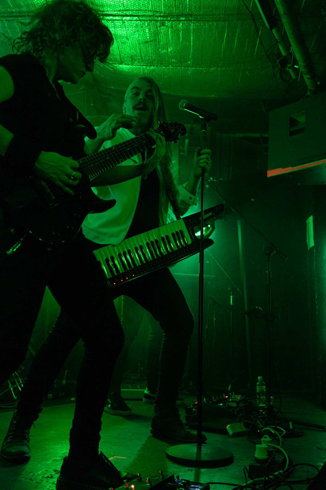 13.09.2022 VOYAGER - Warsaw pop/prog/power/rock/metal.Danny Estrin - Lead Vocals/Keys/Programming,Simone Dow - Guitars,Alex Canion - Bass/Backing Vocals,Scott Kay - Guitars,Ashley Doodkorte - Drums,Produkcja Knock Out Productions,Hydrozagadkafot. Andrzej Wasilkiewicz/kaziq.com