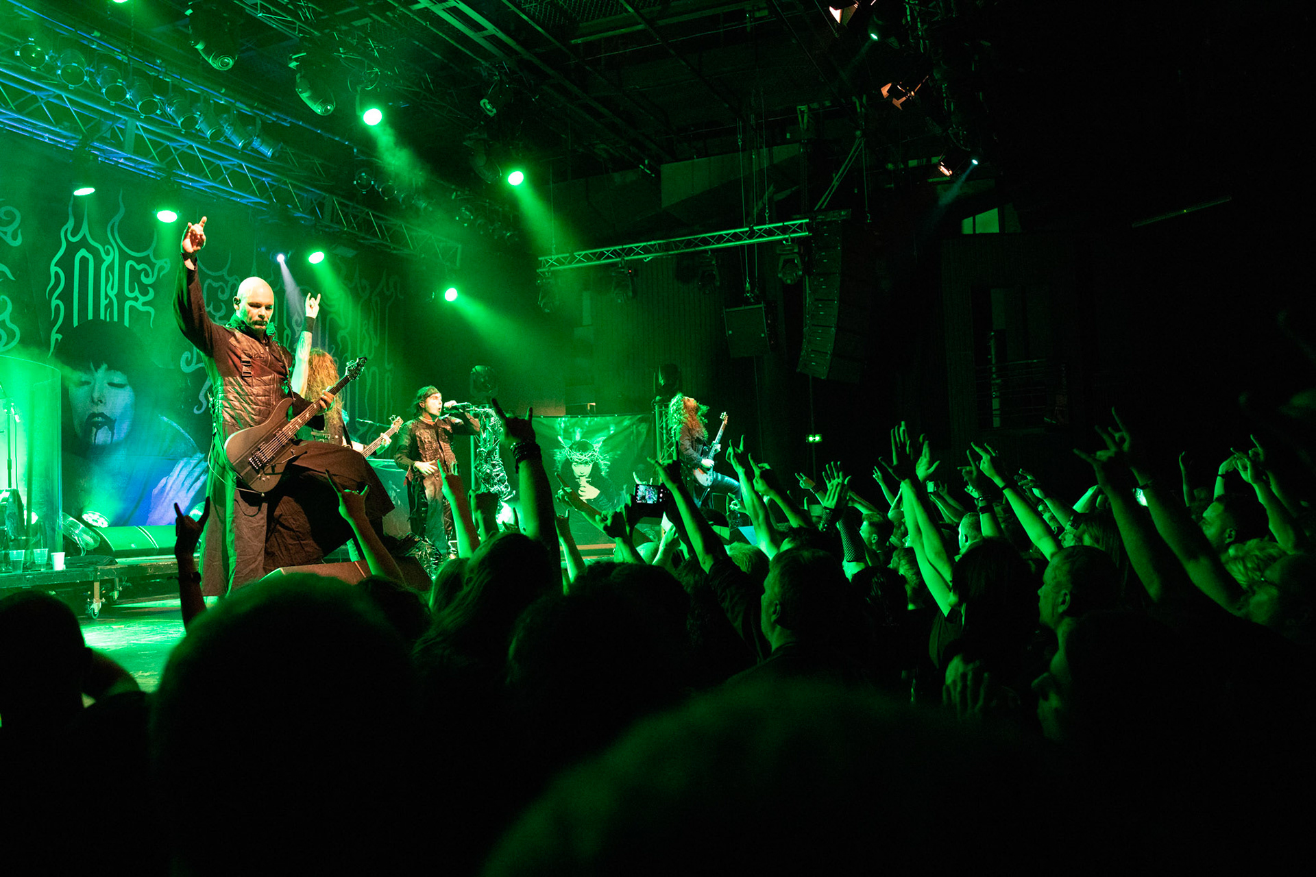 CRADLE OF FILTH - UK. black metal, metal symfoniczny, metal gotycki,
Dani Filth - Vocals,
Martin Skaroupka - Drums, Keyboards and Orchestrations,
Daniel Firth - Bass,
Richard Shaw - Guitar,  
Ashok - Guitar,  
Lindsay Schoolcraft - Narrative vocals,
Nuclear Blast Records
Knockoutprod
fot. Andrzej kaziq Wasilkiewicz/Reporter