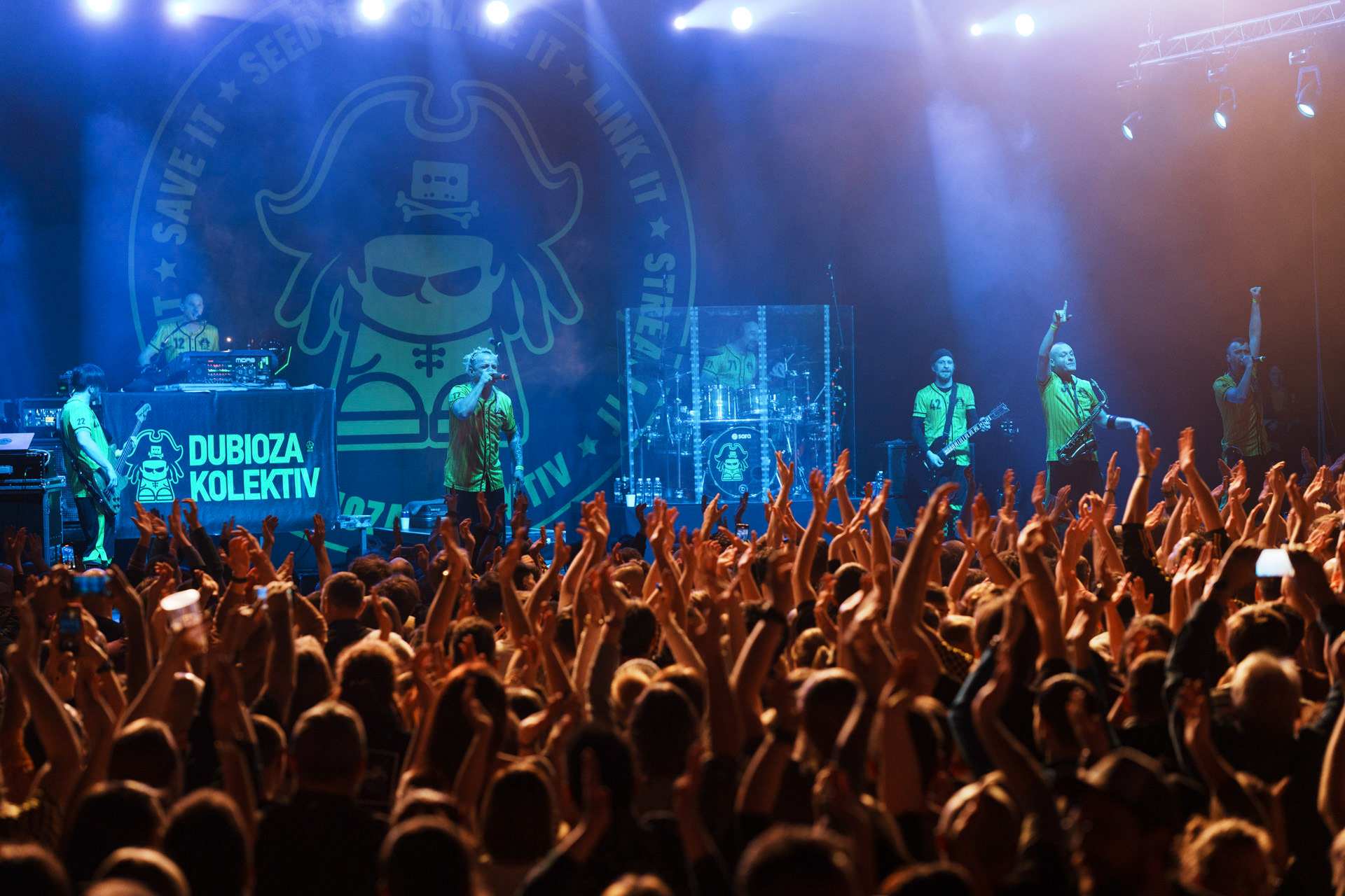 9.02.23 DUBIOZA KOLEKTIV - bosniacka grupa muzyczna, grajaca reggae, dub i rock. - Warszawa Progresja. Winiary Bookings.Fot. Andrzej Wasilkiewicz/Reporter