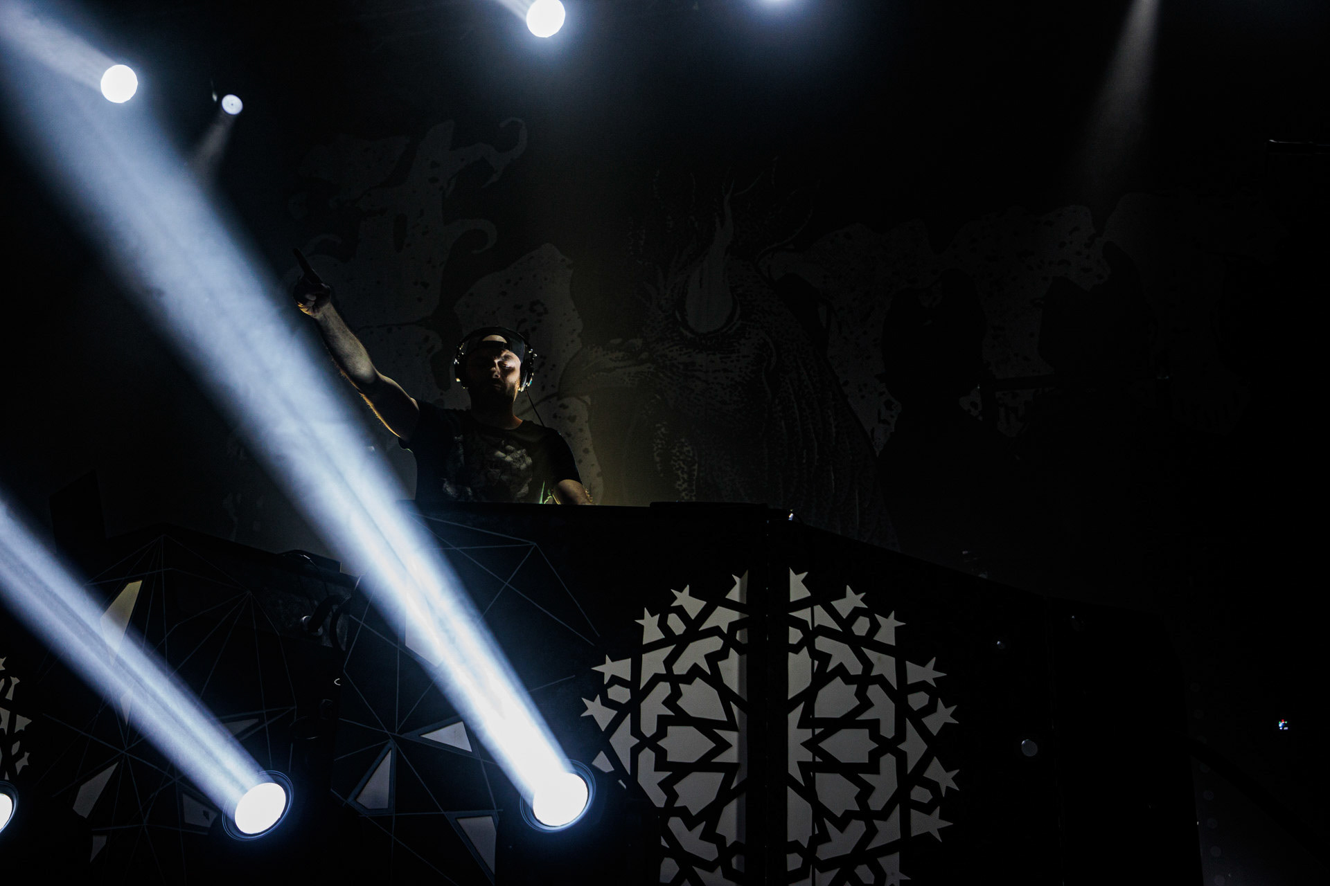 29.04.2022 Igorrr - Warszawski koncert francuskiego zespołu Gautier Serre inspirowany muzyka klasyczna, trip hopem, hip-hopem, death i black metalem, djentem, industrialem, czy tradycyjna muzyka.n/z Gautier Serre – guitar, programming, instrumentations &amp; vocals,Produkcja Knock Out Productions, klub Progresja.Wytwornia Metal Blade,fot. Andrzej Wasilkiewicz/Reporter