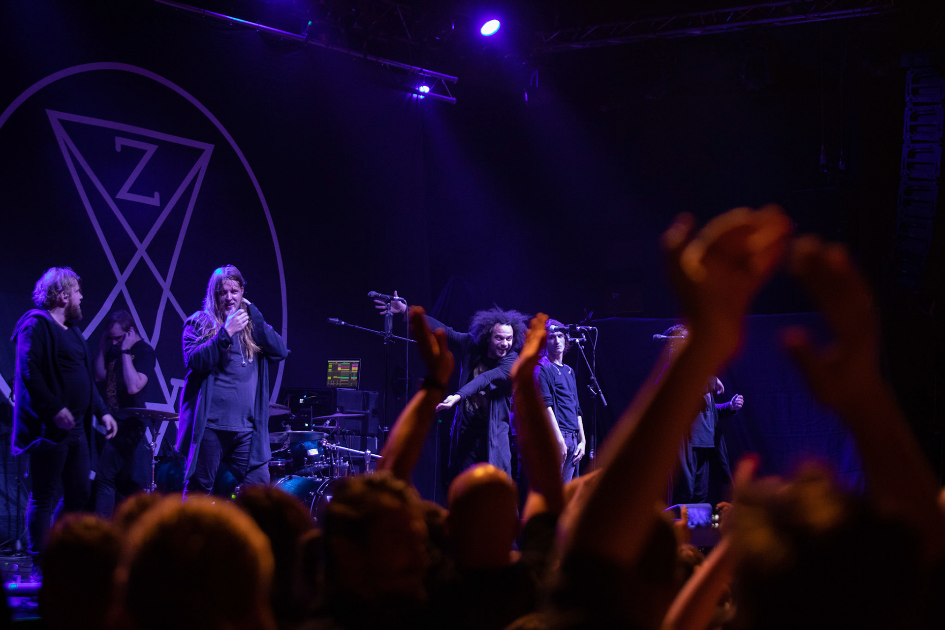 ZEAL & ARDOR - Szwajcaria - Blues, Gospel and Soul meet harsher music, black metal,
koncert w Warszawskiej Progresji w ramach trasy Ecclesia Diabolica Baltica.
fot. Andrzej Wasilkiewicz/Reporter