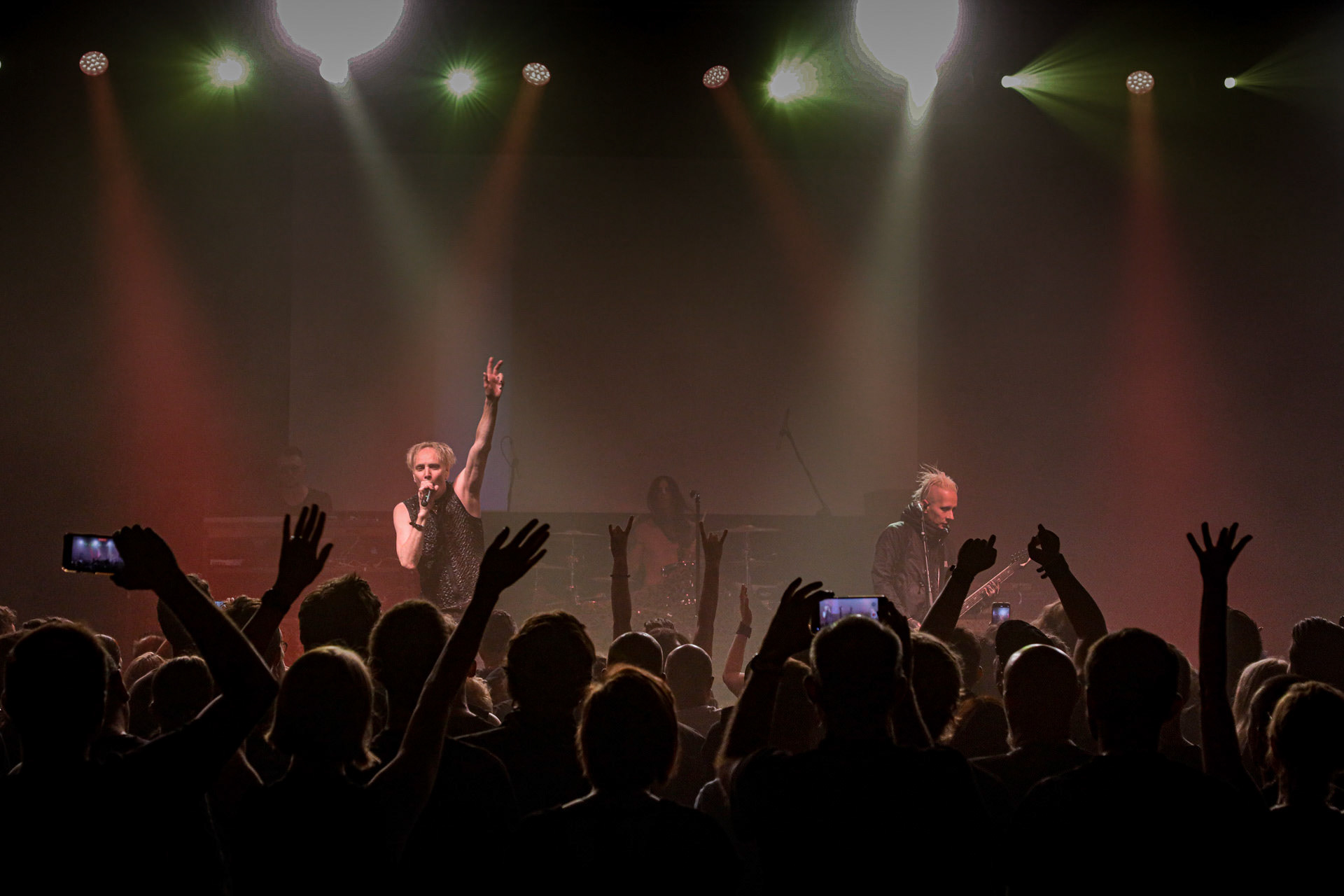 9.08.2022 FRONT LINE ASSEMBLY (Metropolis Records/Kanada) - Industrial/EBM - Warszawski koncert w Progresji.  WiniaryBookings,fot. Andrzej Wasilkiewicz/kaziq.com