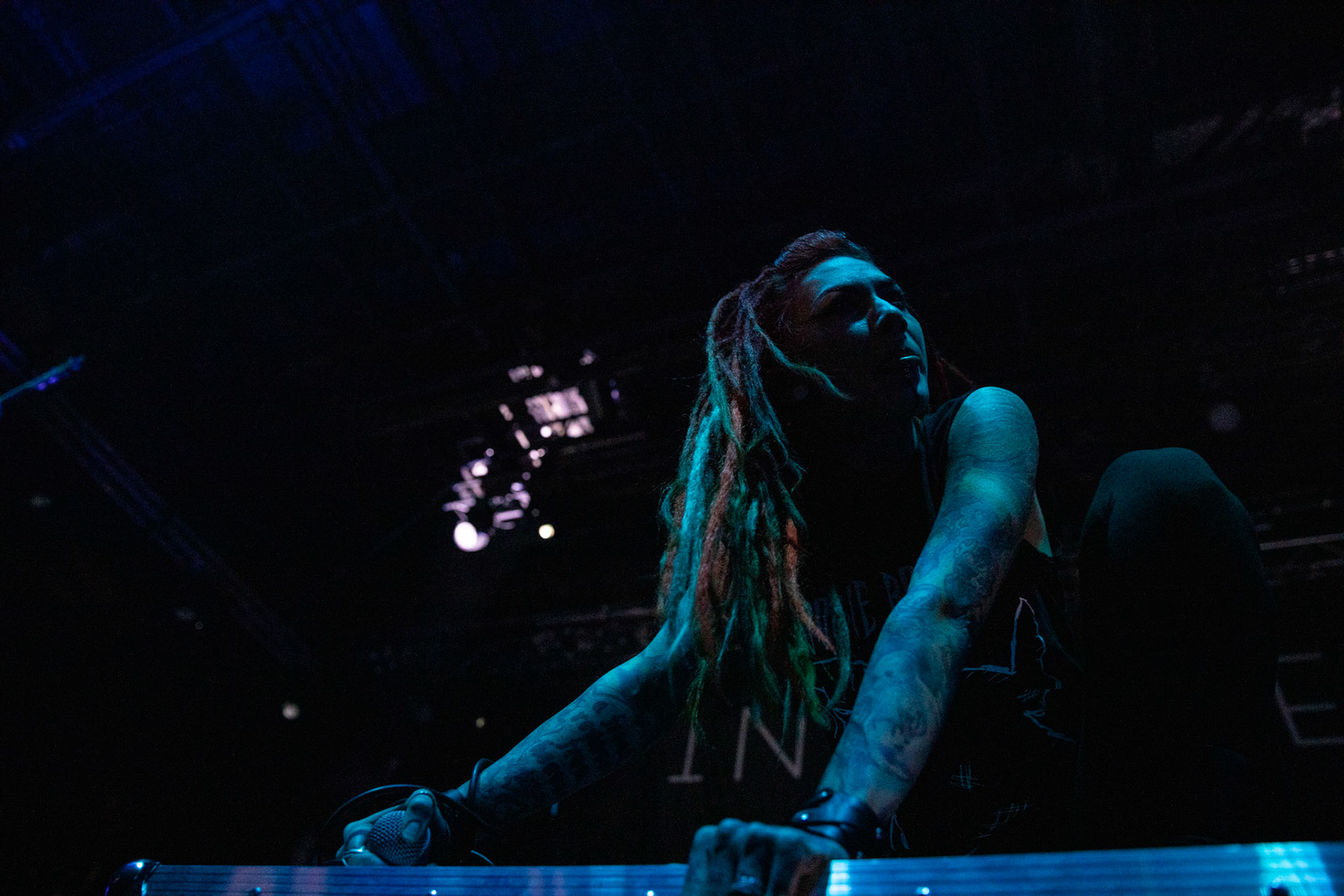 01.03.2019 Infected Rain- koncert warszawska Progresja, Infected Rain Moldovan nu metal, nu metalcore,
Vadim "Vidick" Ozhog - guitars, 
Vladimir Babici - bass, 
Serghei Babici - guitars, 
Eugen Voluta - drums,
Elena "Lena Scissorhands" Cataraga - vocals,