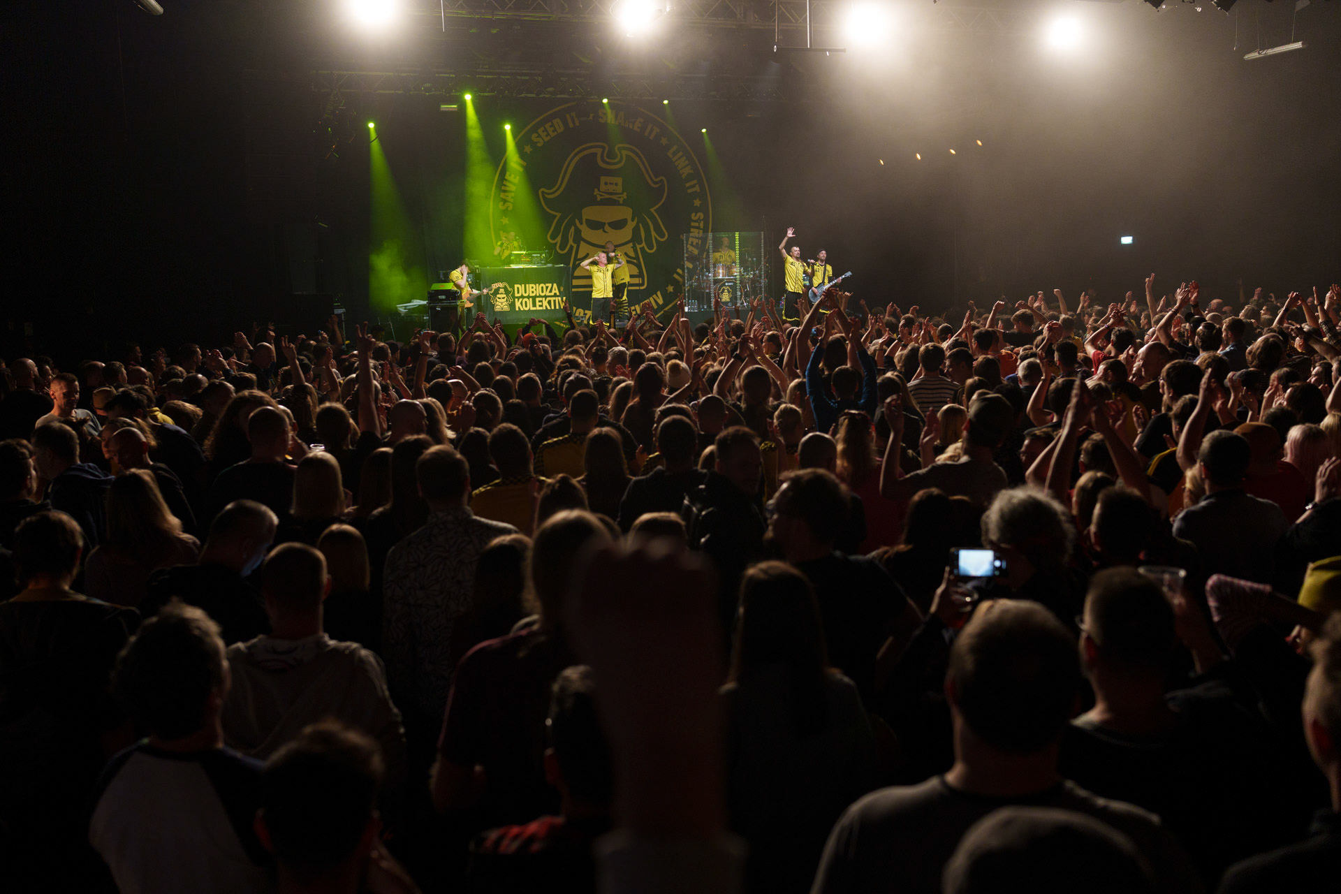 9.02.23 DUBIOZA KOLEKTIV - bosniacka grupa muzyczna, grajaca reggae, dub i rock. - Warszawa Progresja. Winiary Bookings.Fot. Andrzej Wasilkiewicz/Reporter