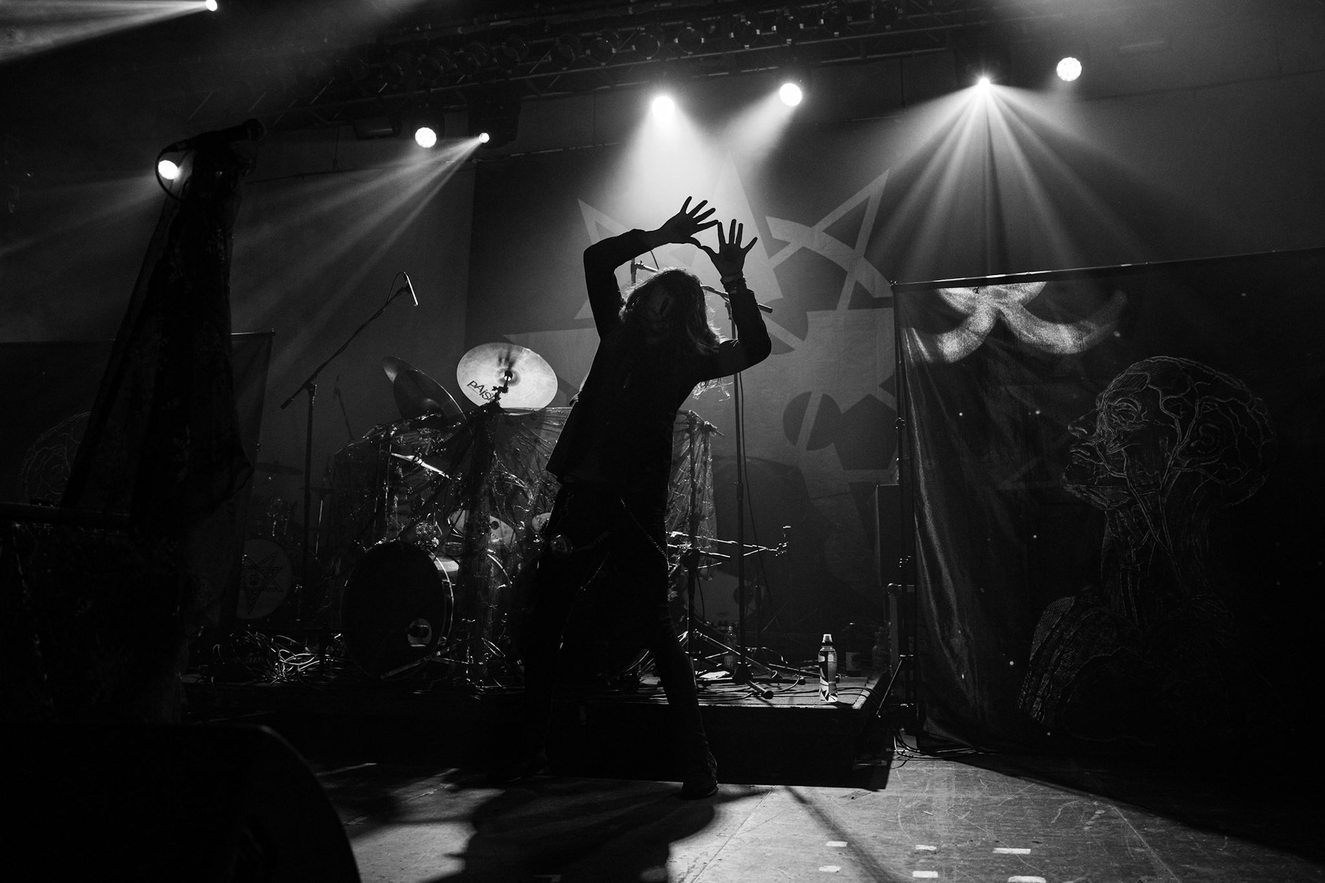 15.12.2019 koncert norweskiego zespołu Dødheimsgard, Merry Christless 2019, Warszawa Klub Progresja,
zespół Vicotnika - Yusaf Parvez, alternatywny metal, industrial metal,
n/z Yusaf "Vicotnik" Parvez - gitara, śpiew,
New Aeon Musick, Knock Out Productions
fot. Andrzej Wasilkiewicz/REPORTER