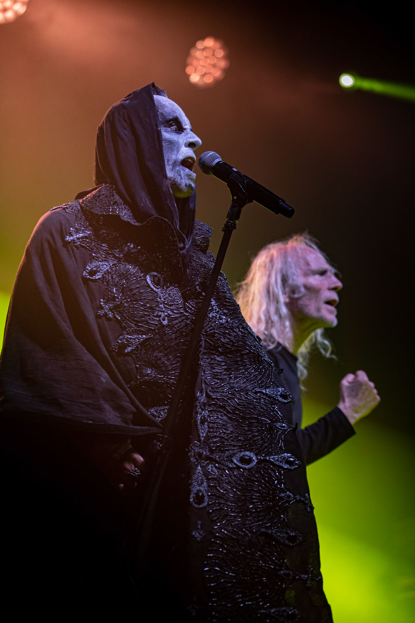 12.09.2021 - KAT i Roman Kostrzewski - koncert "Do zobaczenia w piekle" Wroclaw, Centrum Koncertowe A2.  Adam „Nergal” Darski (Behemoth) i Roman Kostrzewski – wokal, fot. Andrzej kaziq Wasilkiewicz