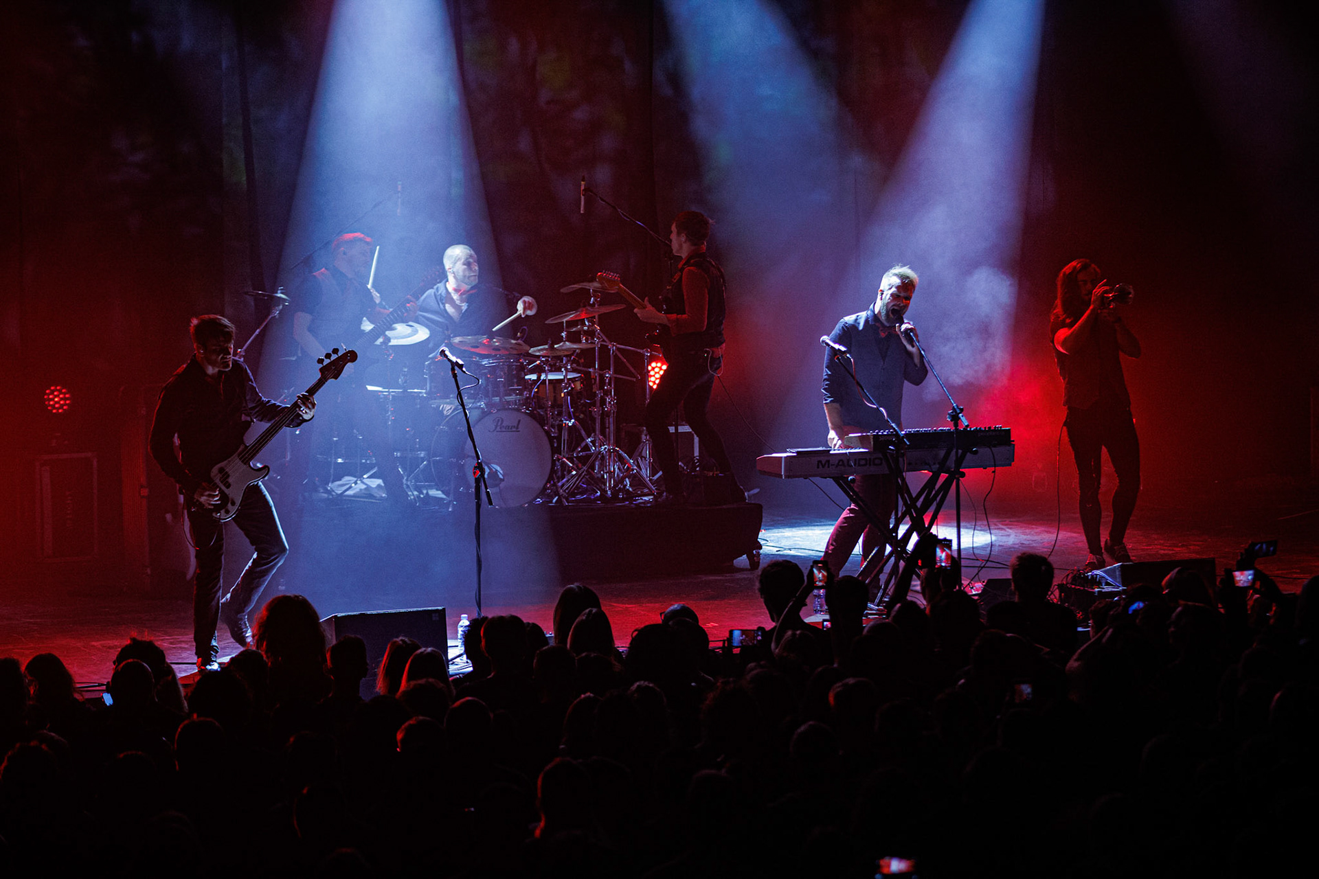 26.11.2021 LEPROUS -  Bilateral 10th. Wyjatkowy koncert z okazji 10-lecia albumu Bilateral koncert w warszawskiej Progresji.Knock Out Productions. fot. Andrzej Wasilkiewicz/Reporter