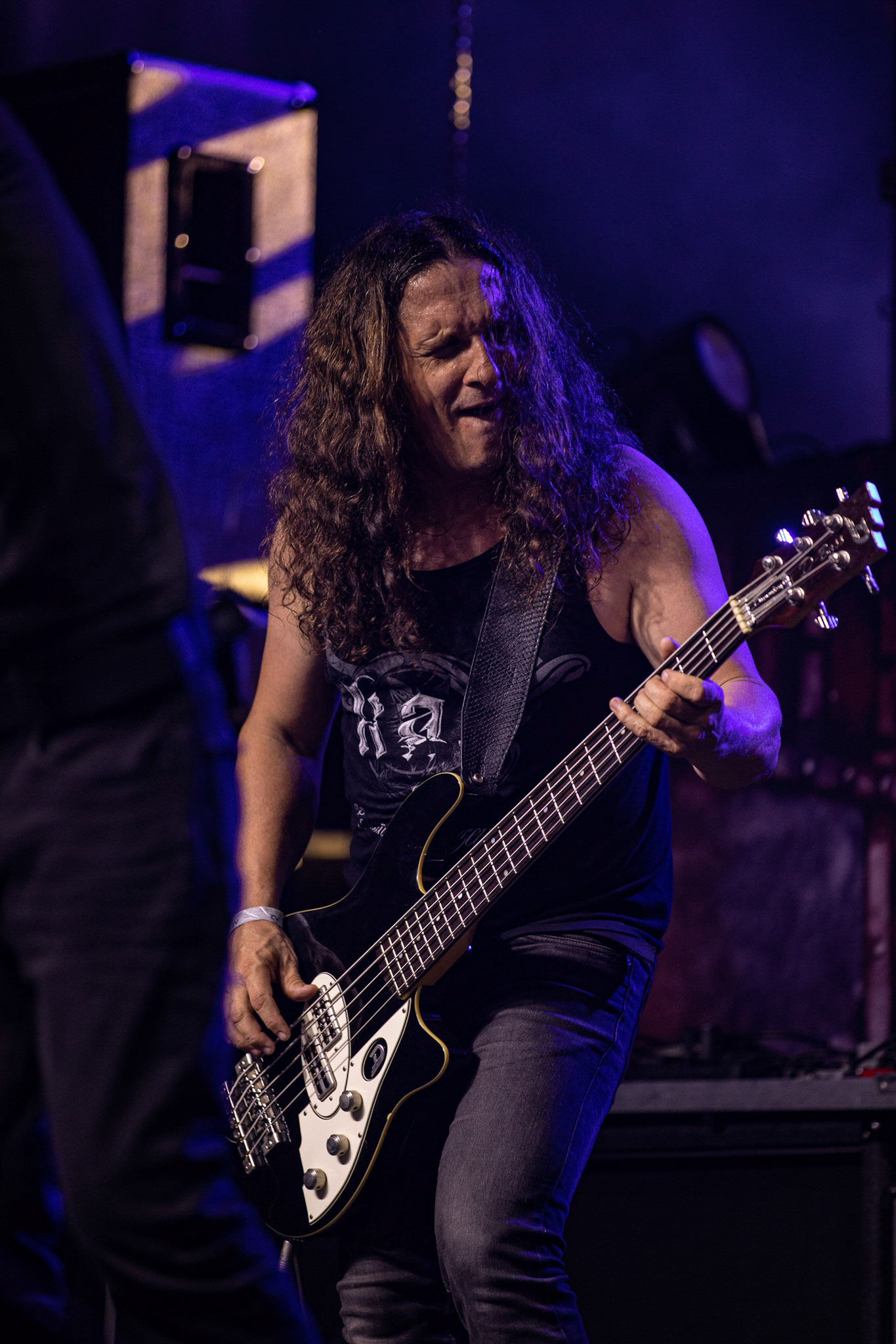 12.09.2021 - KAT i Roman Kostrzewski - koncert "Do zobaczenia w piekle" Wroclaw, Centrum Koncertowe A2.  Michal Laksa – bas,fot. Andrzej kaziq Wasilkiewicz