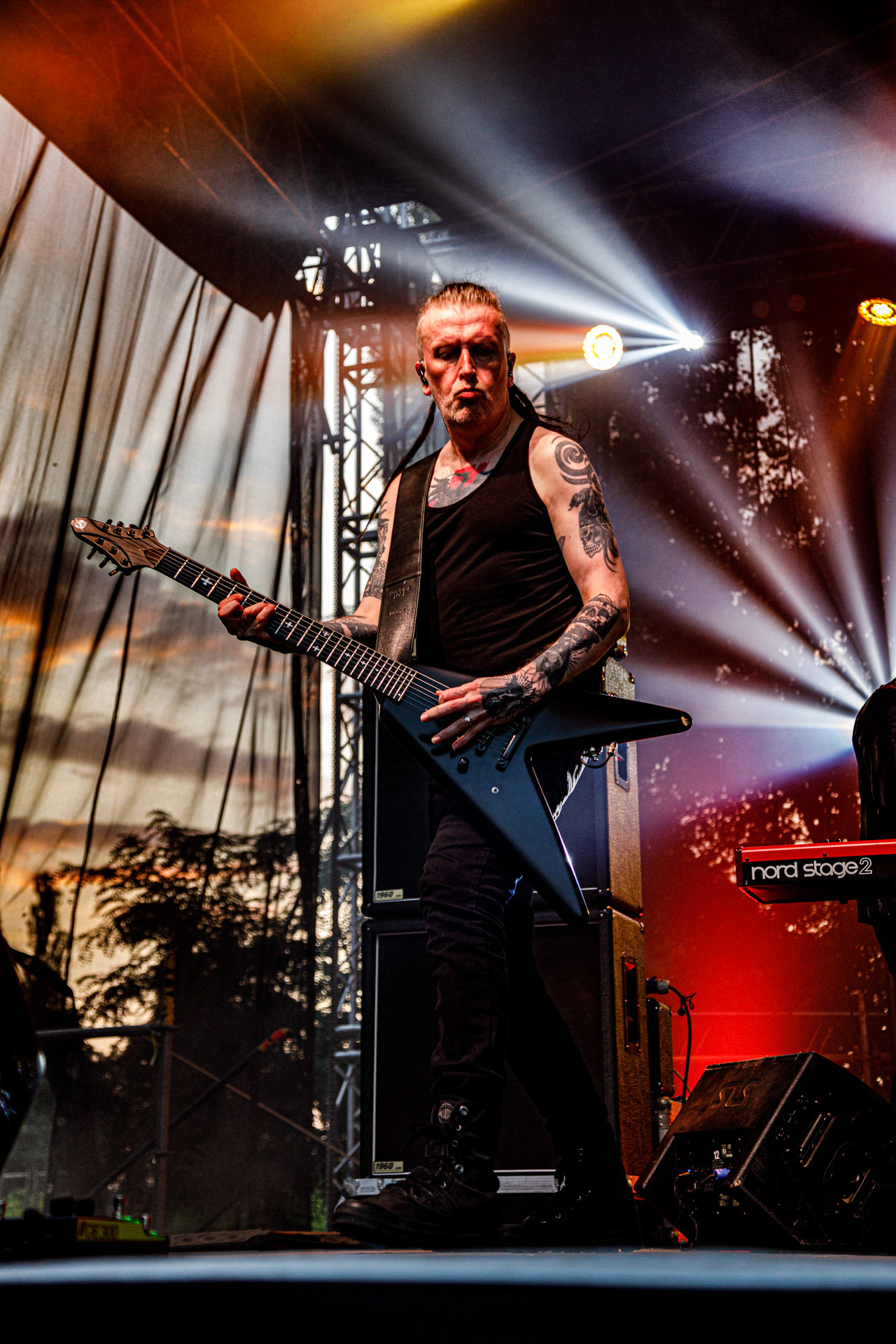 22.07.2022 Paradise Lost - warszawski koncert na letniej scenie klubu Progresja.Knock Out Production, Nuclear Blast, n/z Nick Holmes – wokal,n/z Gregor Mackintosh – gitara prowadząca,n/z Aaron Aedy – gitara rytmiczna,n/z Steve Edmondson – gitara basowa,n/z Waltteri Vayrynen – perkusja,Produkcja Knock Out Productions,Fot. Andrzej Wasilkiewicz/Reporter