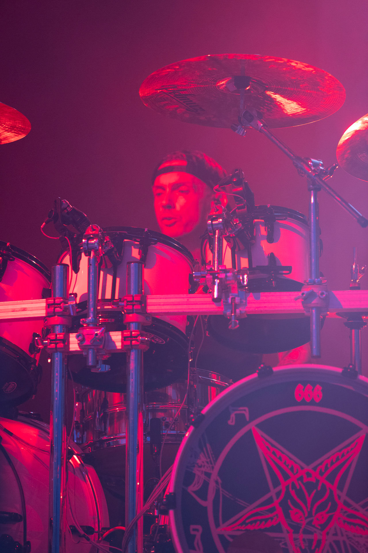 31.082021 KAT &amp; Roman Kostrzewski - koncert warszawska Progresja,Gramy do Woli,Jacek Nowak – perkusjaFot. Andrzej Wasilkiewicz/Reporter