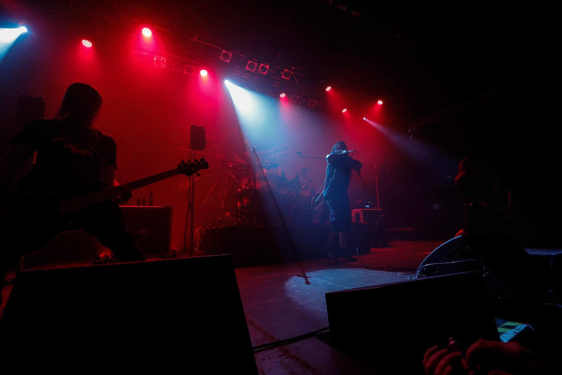 30.11.2018 Knock Out Tour 2018 - Warszawa Progresja - DECAPITATED - techniczny death metal, groove metal,

Wacław „Vogg” Kiełtyka gitara,
Rafał "Rasta" Piotrowski wokal, 
Michał "Młody" Łysejko perkusja,
Hubert Więcek gitara basowa, fot. Andrzej Wasilkiewicz/Reporter