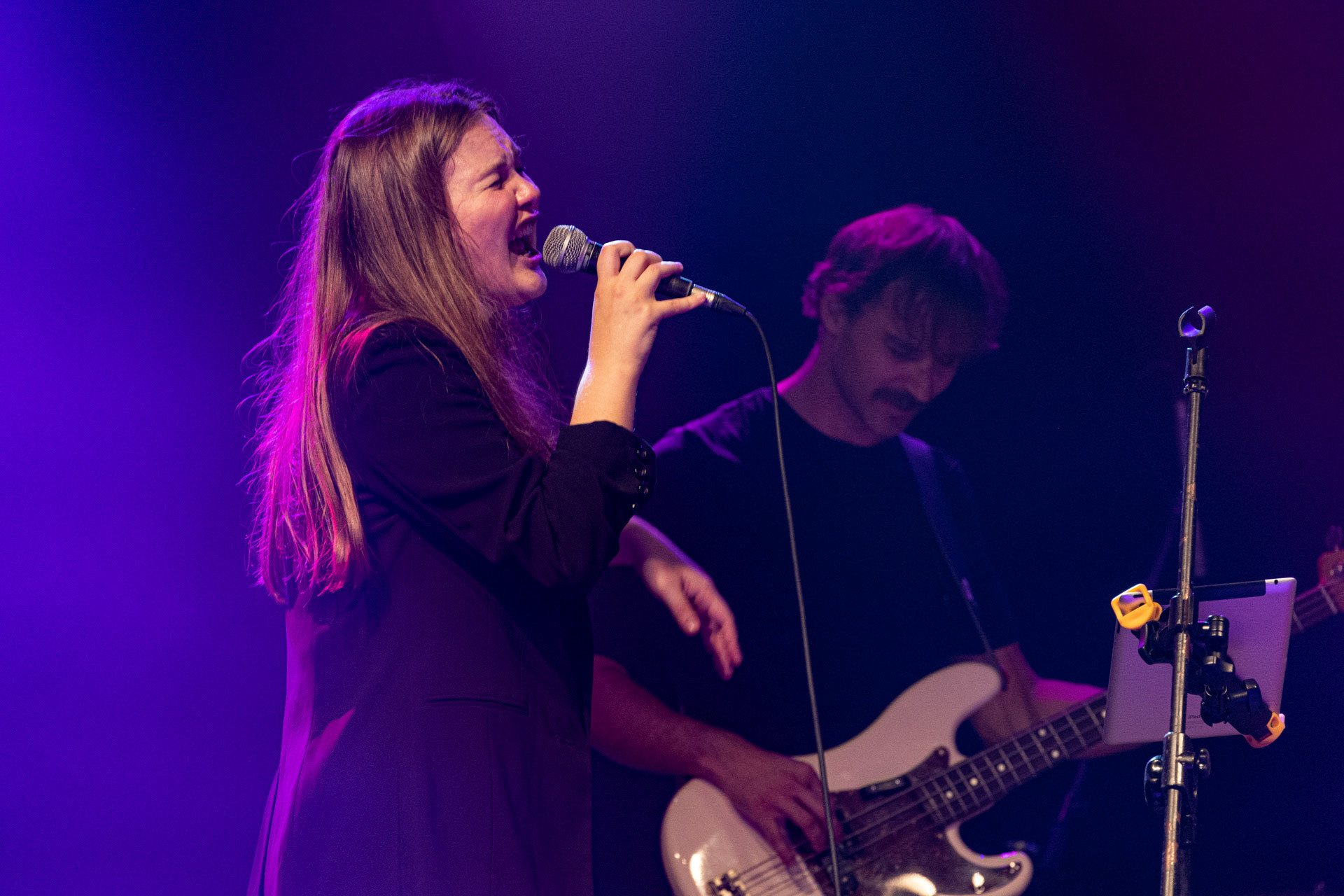 30.08.2022 Fundacja Bezpieczne Niebo wraz z klubem Progresja serdecznie zapraszają na specjalny koncert charytatywny dla Szymona Stankiewicza, który walczy z nowotworem. Rocka VibesRockaVibes – niesamowita Natalia Kowalska, znana szerszej publiczności z uczestnictwa w programie Voice of Poland oraz najzdolniejsi muzycy młodego pokolenia w stylowym i energetycznym repertuarze, który rozkręci każdą imprezę. Organizacja Progresja i Fundacja Bezpieczne Niebo. fot. Andrzej Wasilkiewicz/kaziq.com