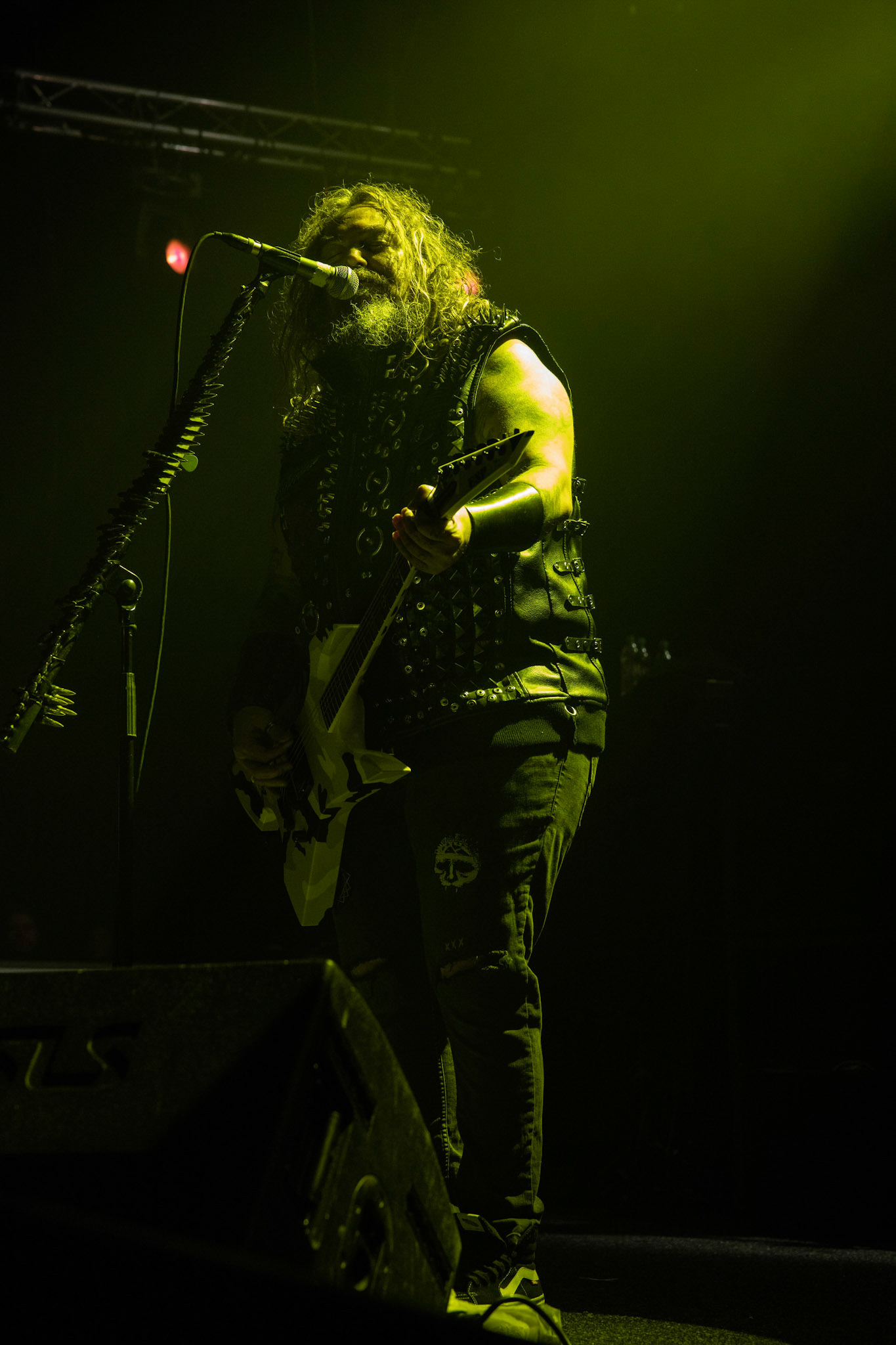 nz. Max Cavalera wokal gitara, Europejska trasa koncertowa Return Beneath Arise - Cavalera Conspiracy. 
Max i Iggor Cavalera ex-Sepultura.
Koncert w warszawskiej Progresji 20.11.2019
Live Nation Polska
groove metal, thrash metal, metal, 
fot. Andrzej Wasilkiewicz/Reporter